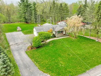 924 Ridge Road, Ontario, NY 14519
