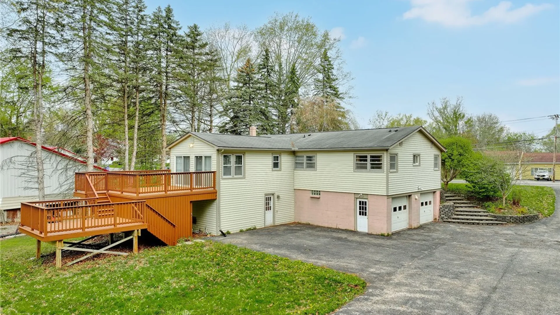 Property at 924 Ridge Road, Ontario, NY 14519 44