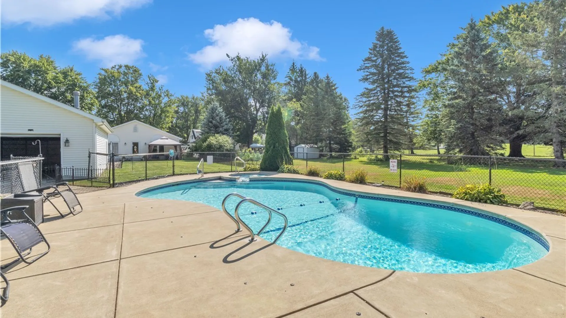 Property at 60 Old Falls Boulevard, North Tonawanda, NY 14120 18