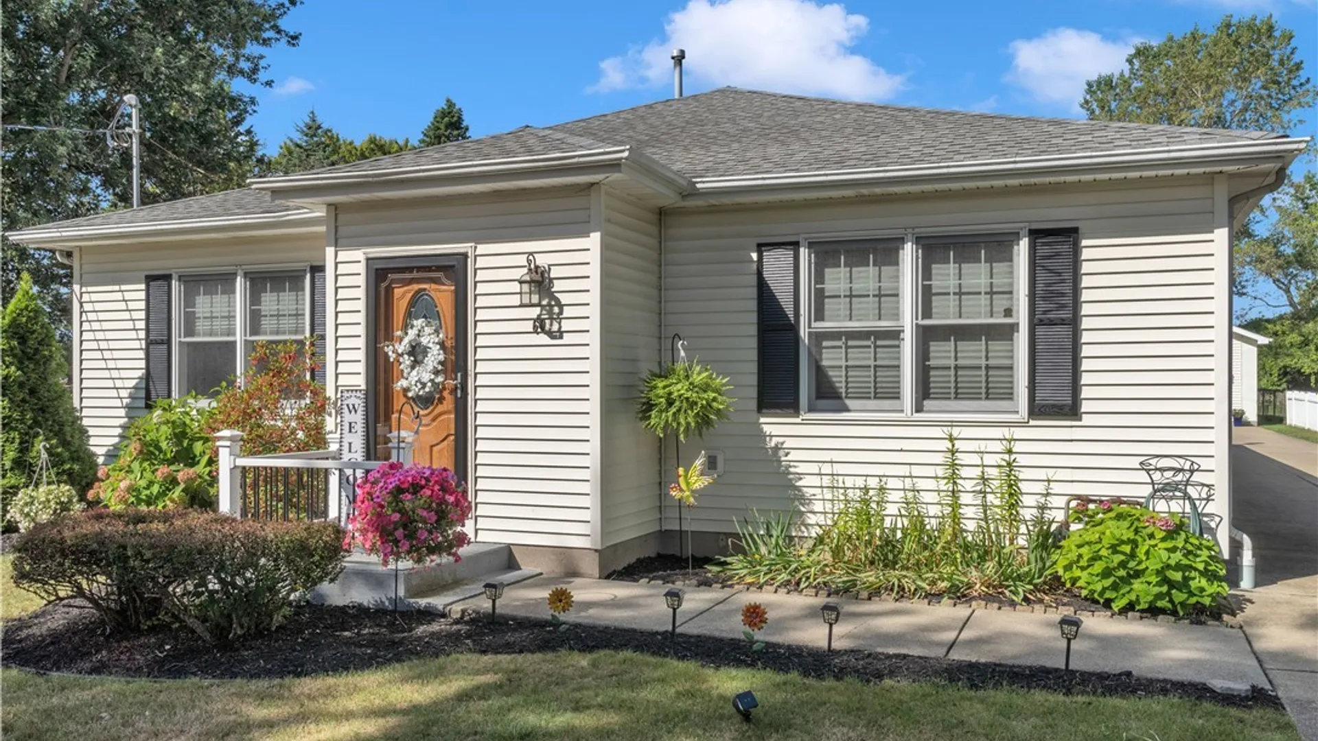Property at 60 Old Falls Boulevard, North Tonawanda, NY 14120 3
