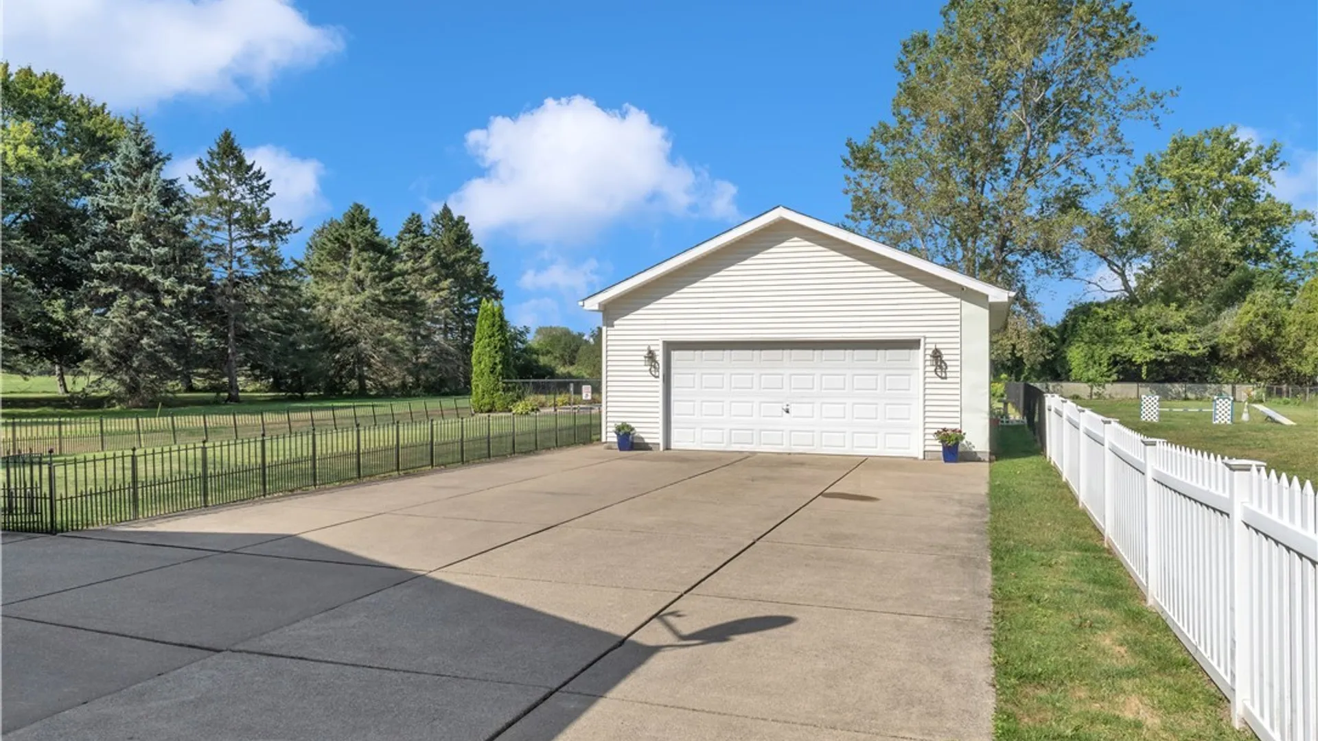 Property at 60 Old Falls Boulevard, North Tonawanda, NY 14120 5