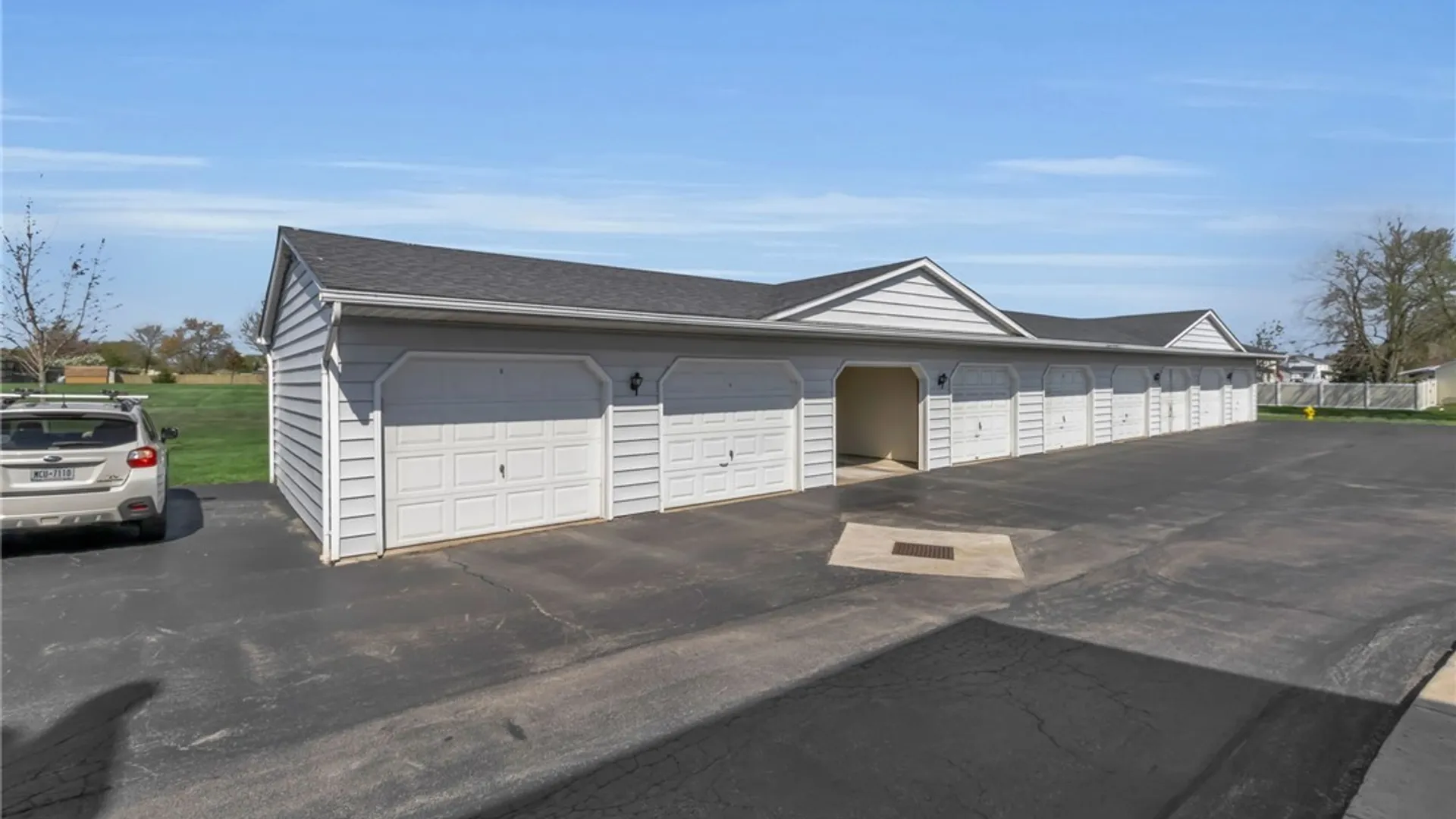 Property at 660 Youngs Road, Amherst, NY 14221 37