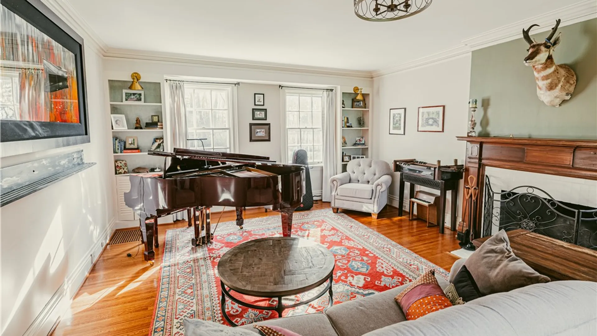 Property at 30 Harwood Lane, Pittsford, NY 14445 2