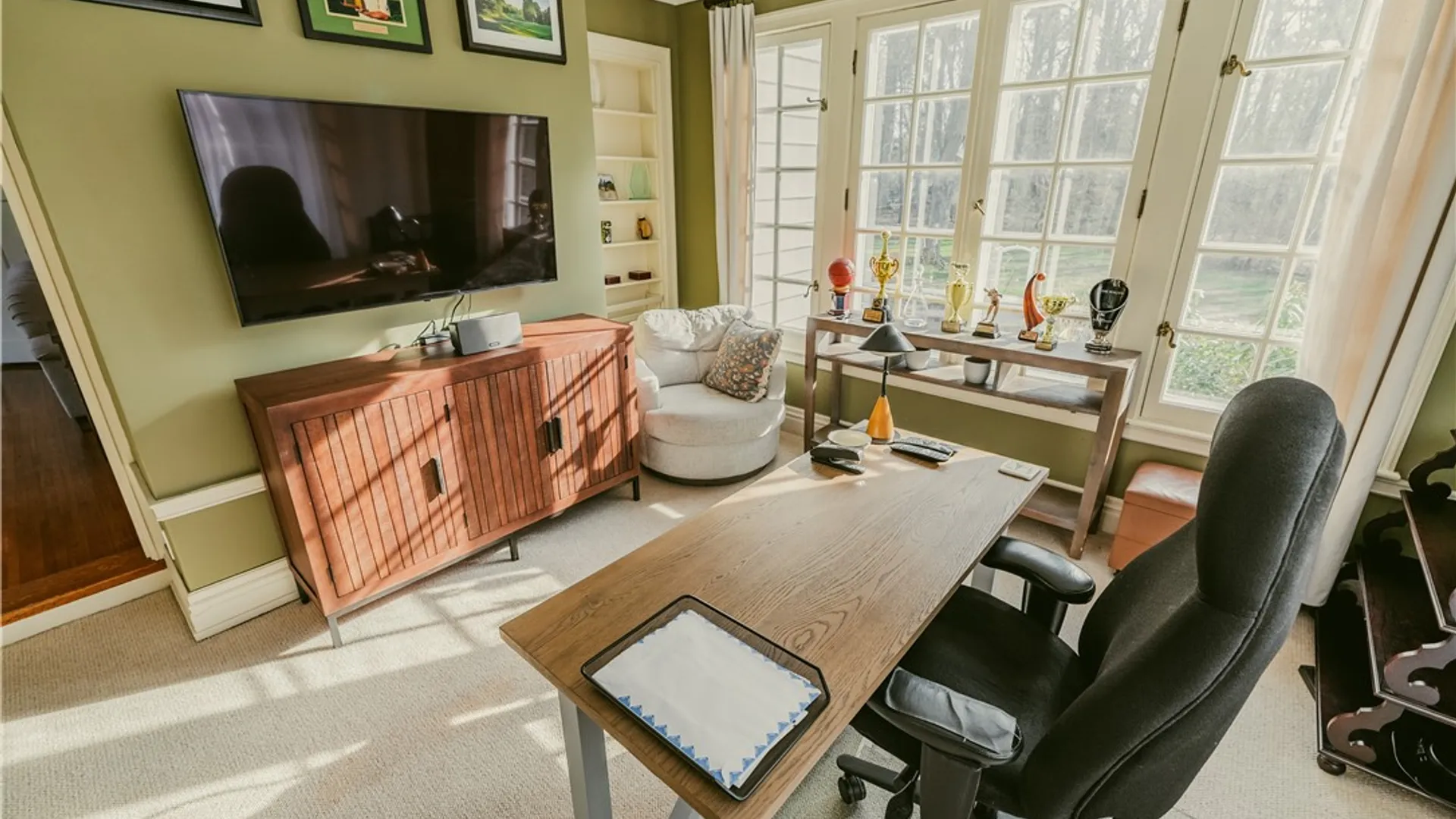 Property at 30 Harwood Lane, Pittsford, NY 14445 5