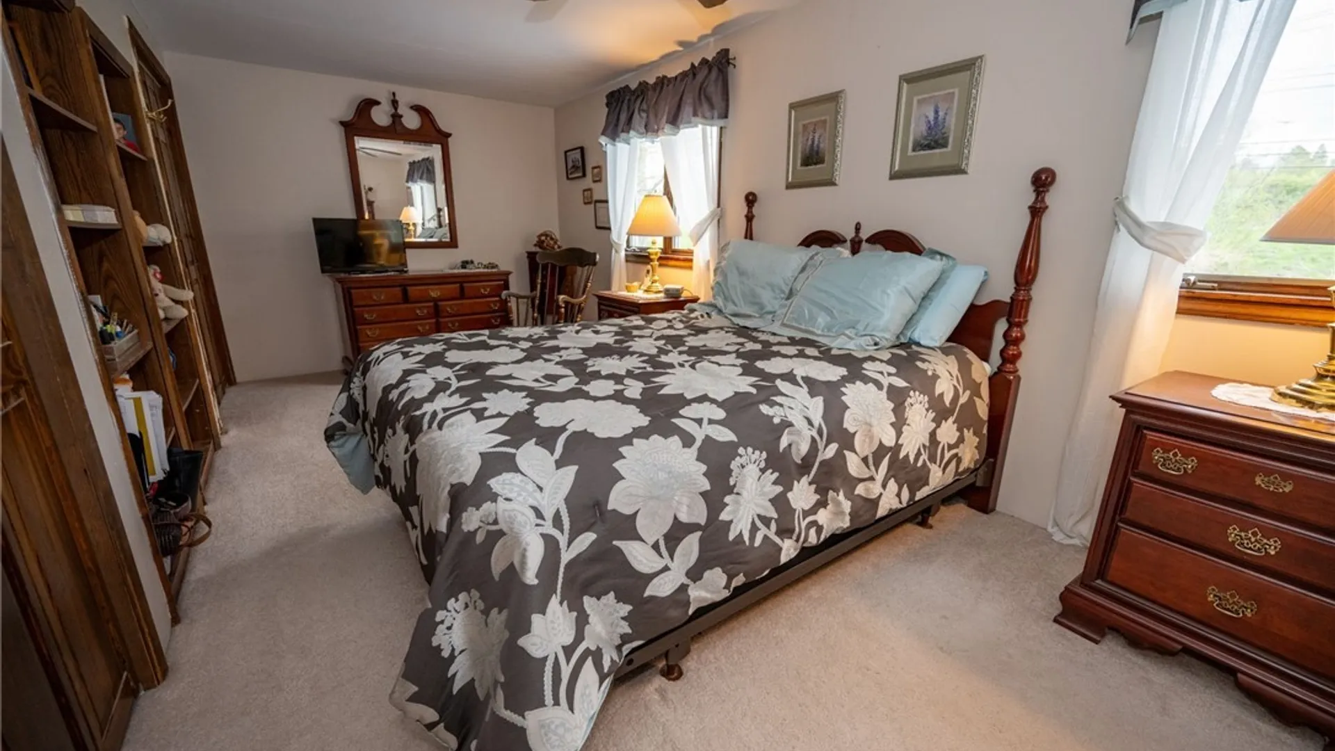 Property at 5115 Morgan Parkway, Hamburg, NY 14075 24