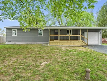 7 Gooseberry Lane, Clay, NY 13090