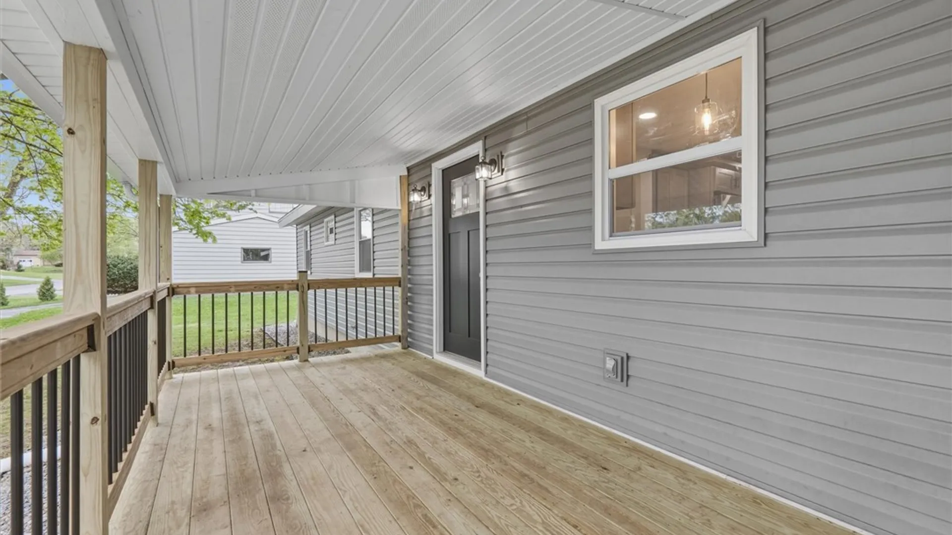 Property at 7 Gooseberry Lane, Clay, NY 13090 6