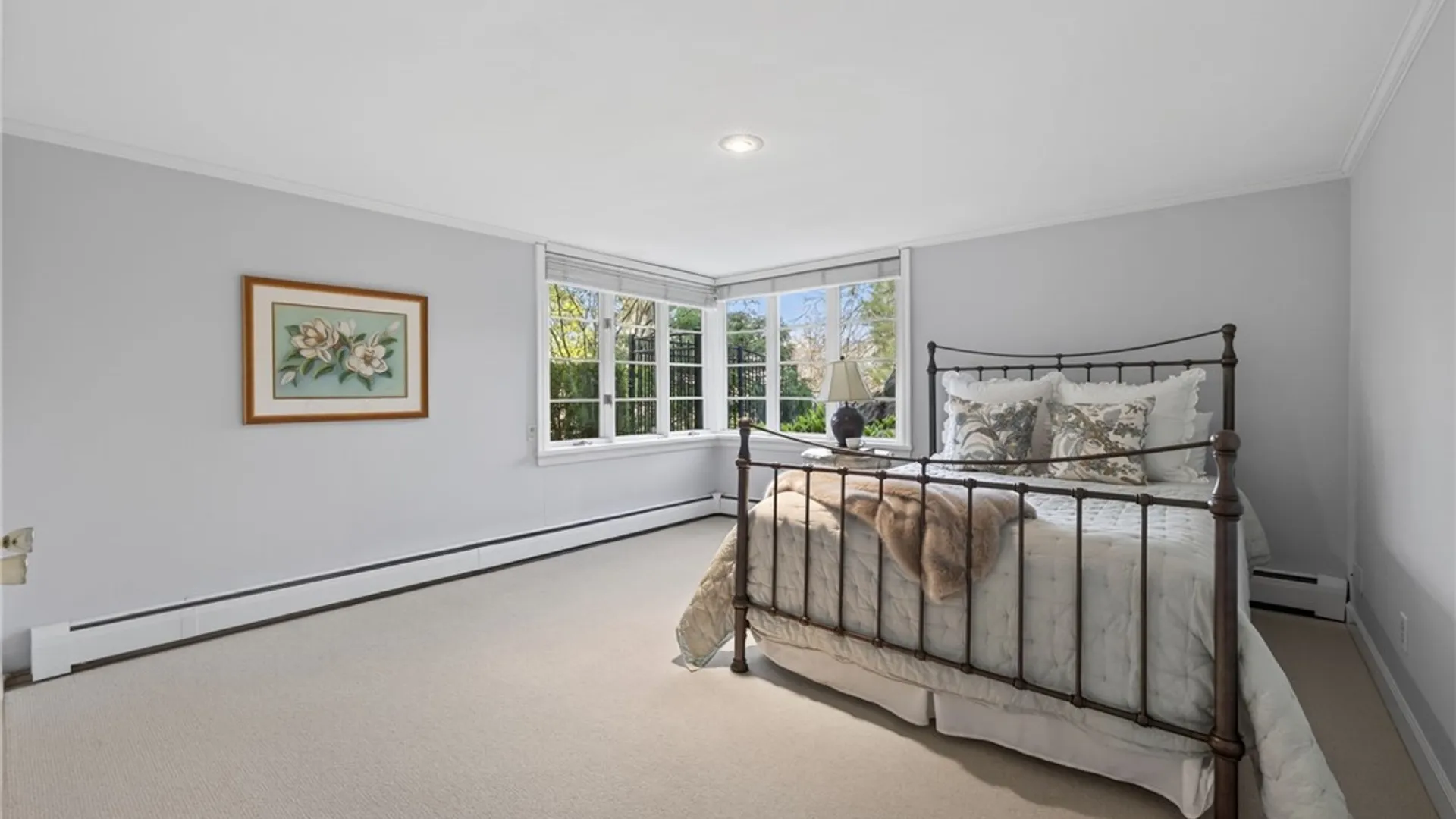 Property at 7 Elmwood Hill Lane, Brighton, NY 14610 32