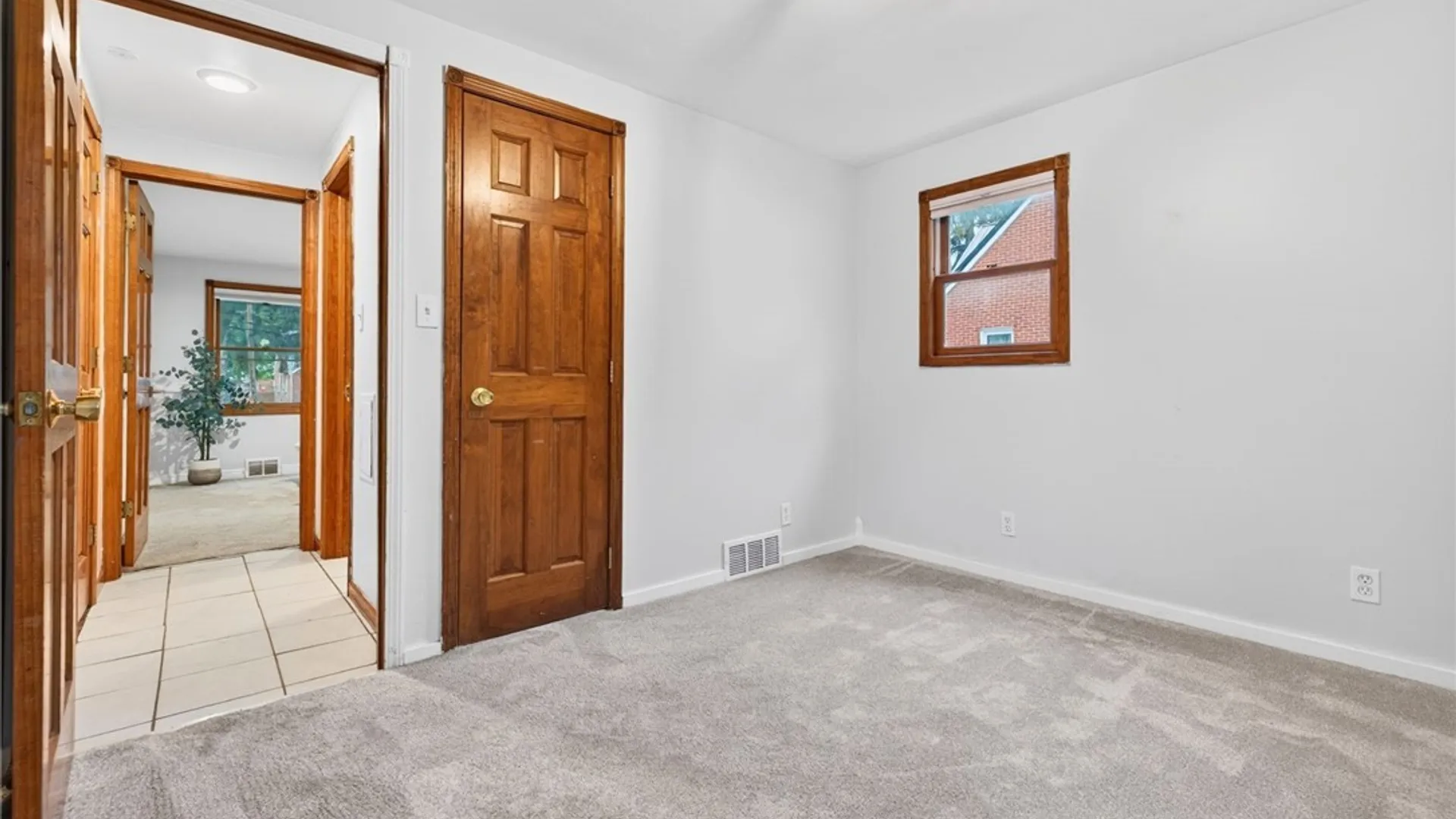 Property at 99 Creekward Drive, West Seneca, NY 14224 27