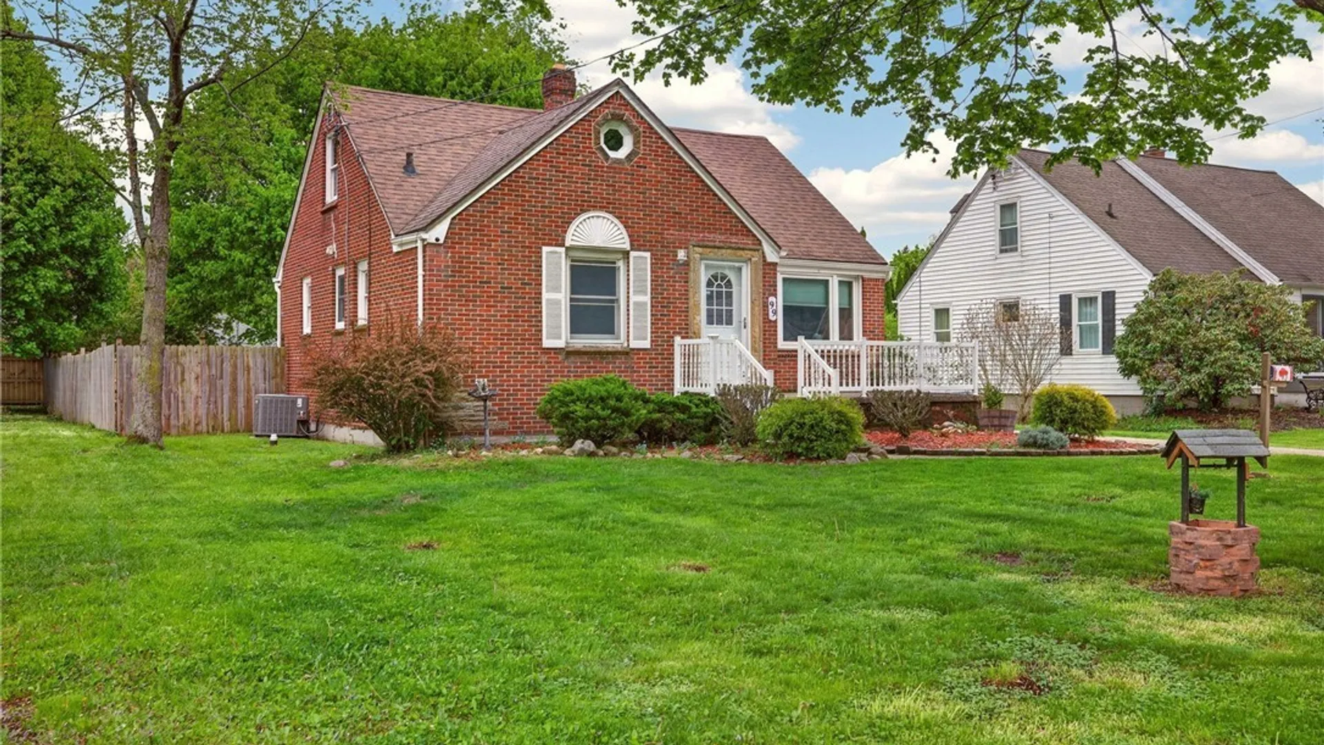 Property at 99 Creekward Drive, West Seneca, NY 14224 4