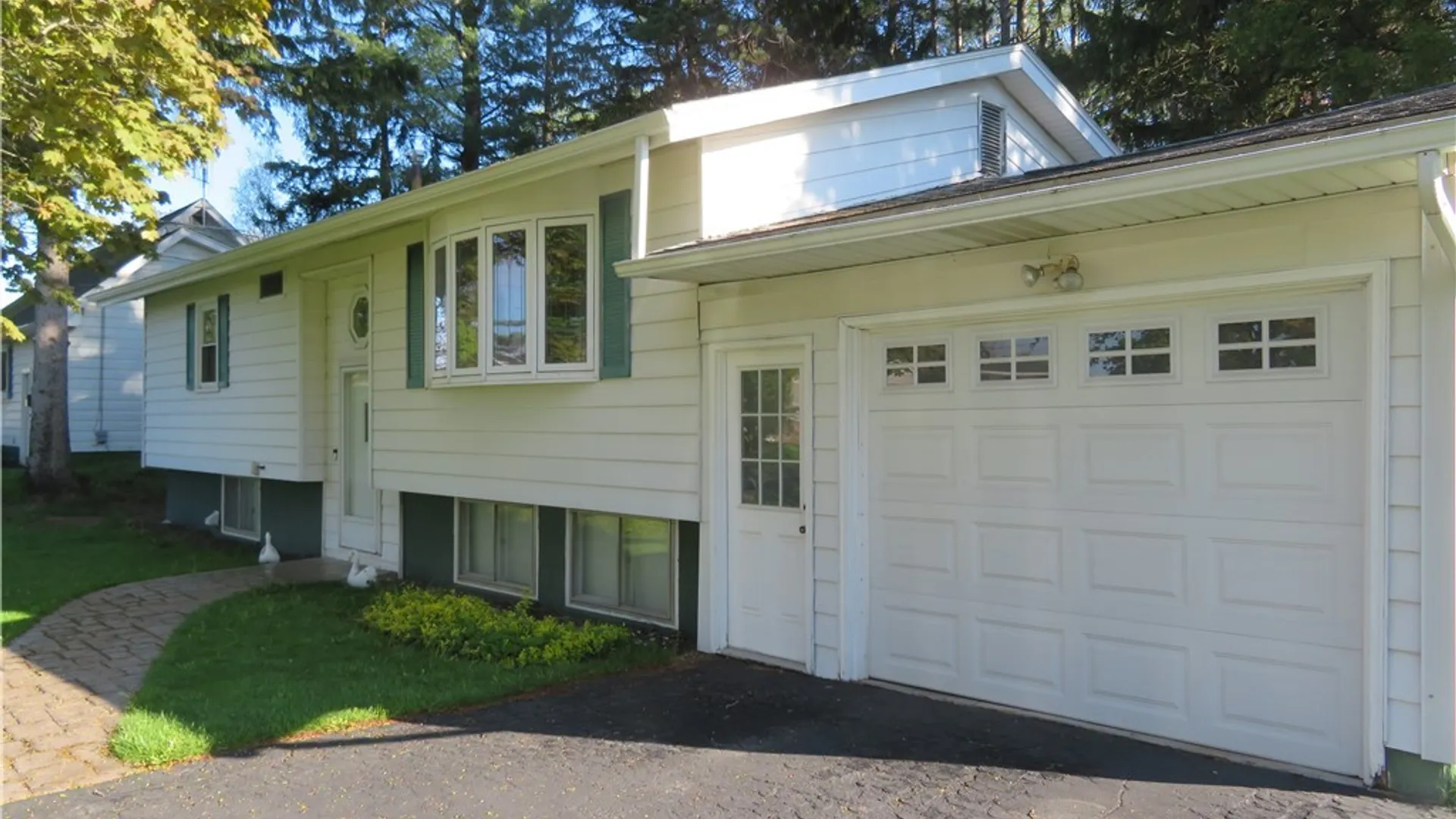 Property at 33 Perimeter Road, Whitestown, NY 13492 2