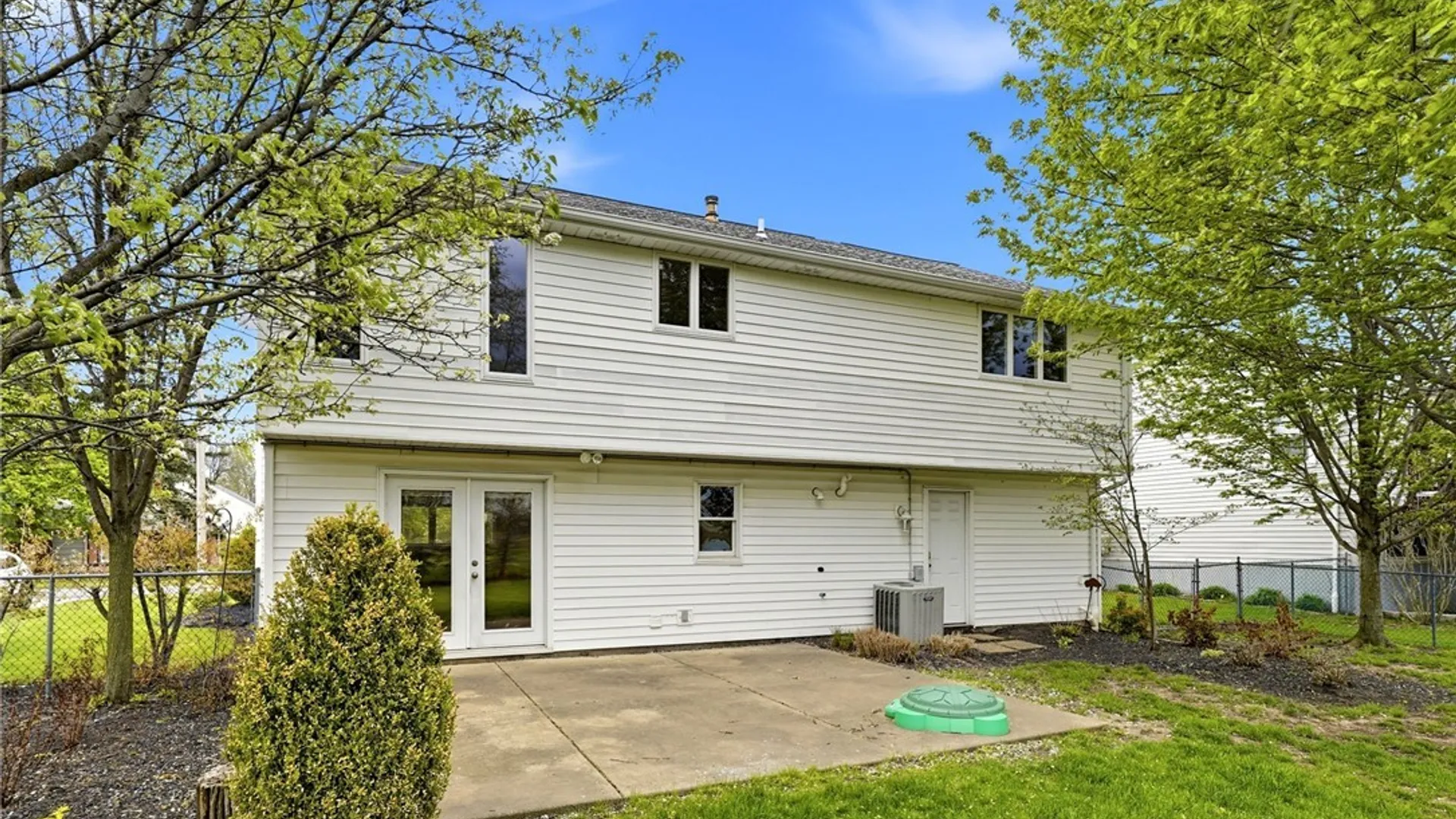 Property at 141 Lyndhurst Road, Amherst, NY 14221 36
