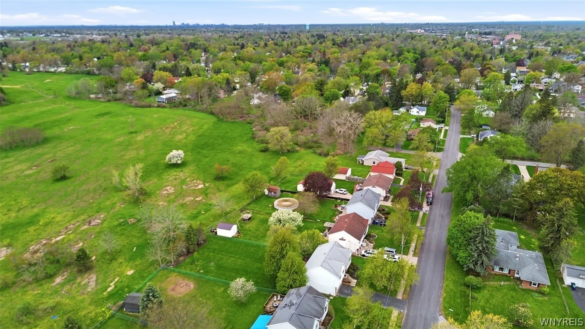 Property at 141 Lyndhurst Road, Amherst, NY 14221 46