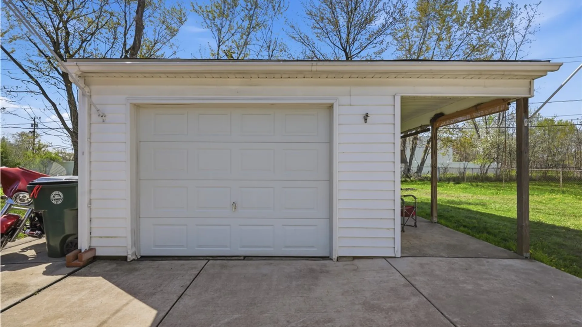Property at 11 Airview Terrace, Cheektowaga, NY 14043 8