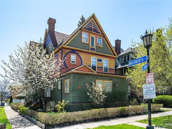 Property at 4 Saint Johns Place, Buffalo, NY 14201