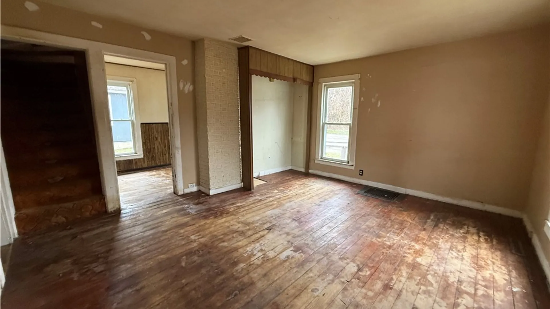 Property at 221 Crete Avenue, Elmira City, NY 14901 4