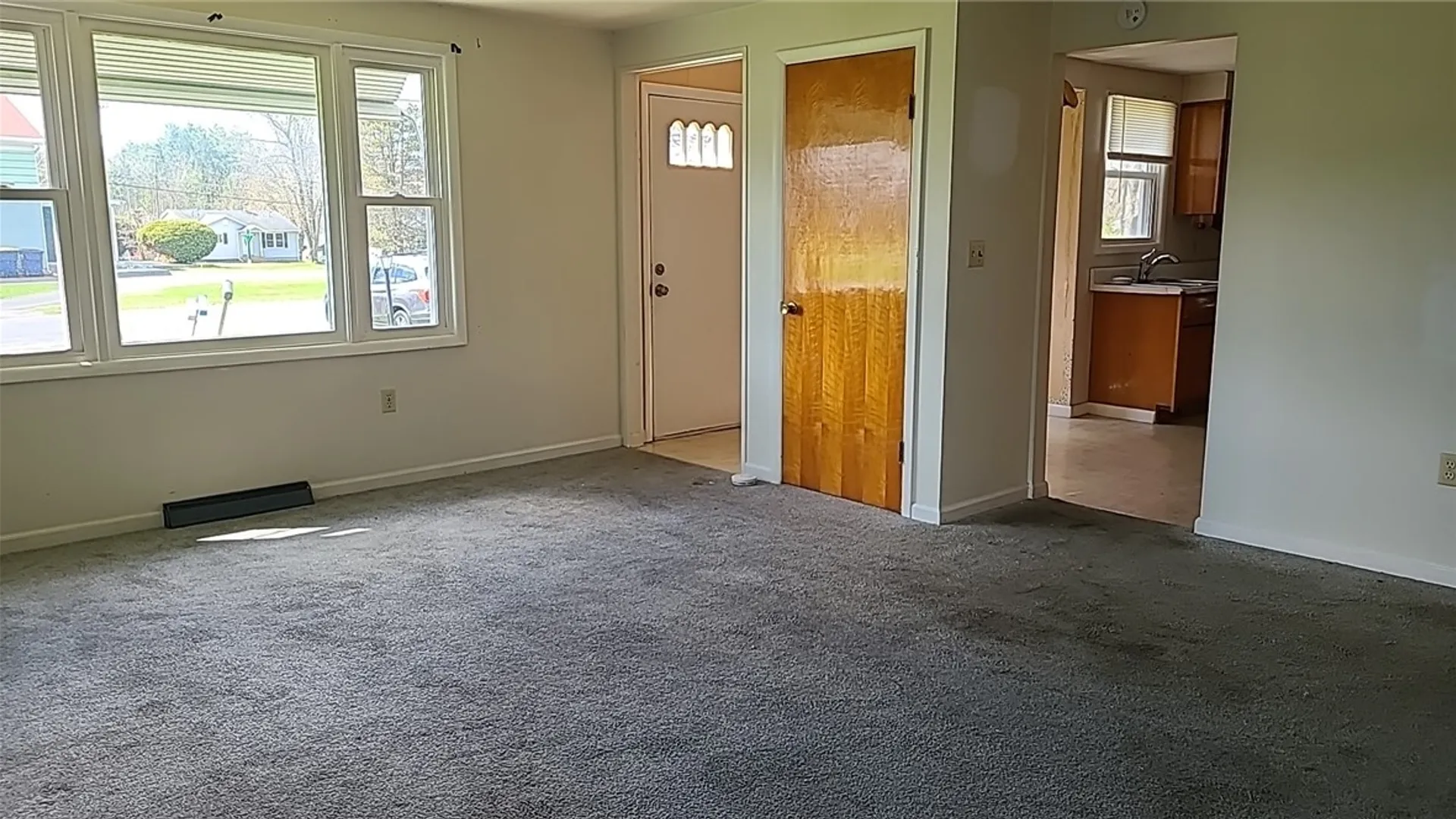 Property at 7396 Centerport Road, Throop, NY 13021 6