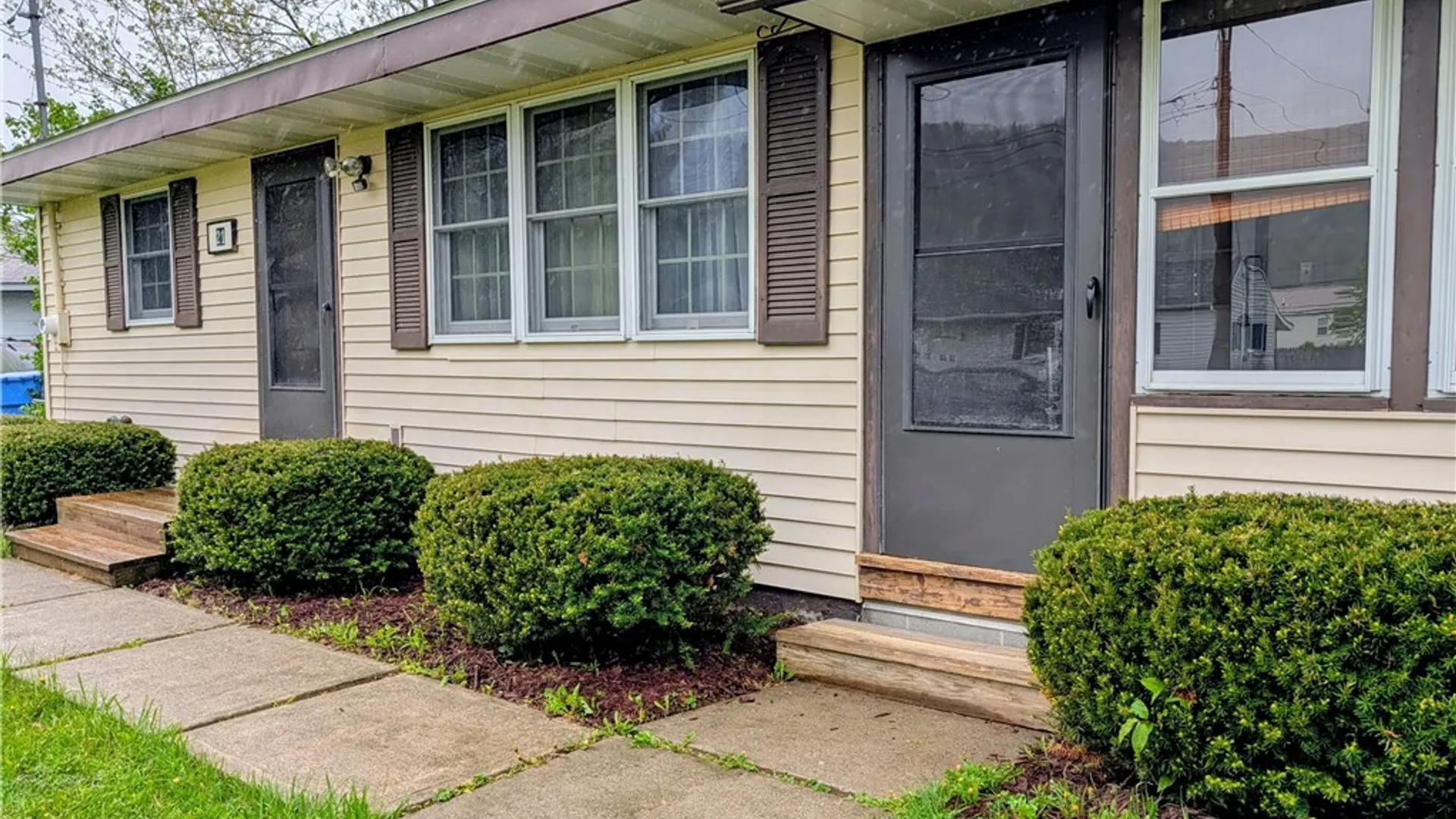 Property at 21 Moreland Drive, Catlin, NY 14812 3