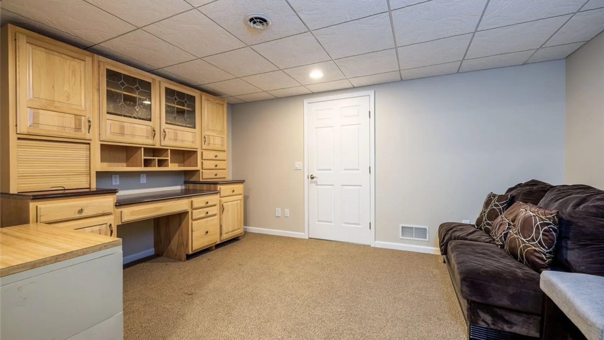 Property at 716 Admiralty Way, Webster, NY 14580 29