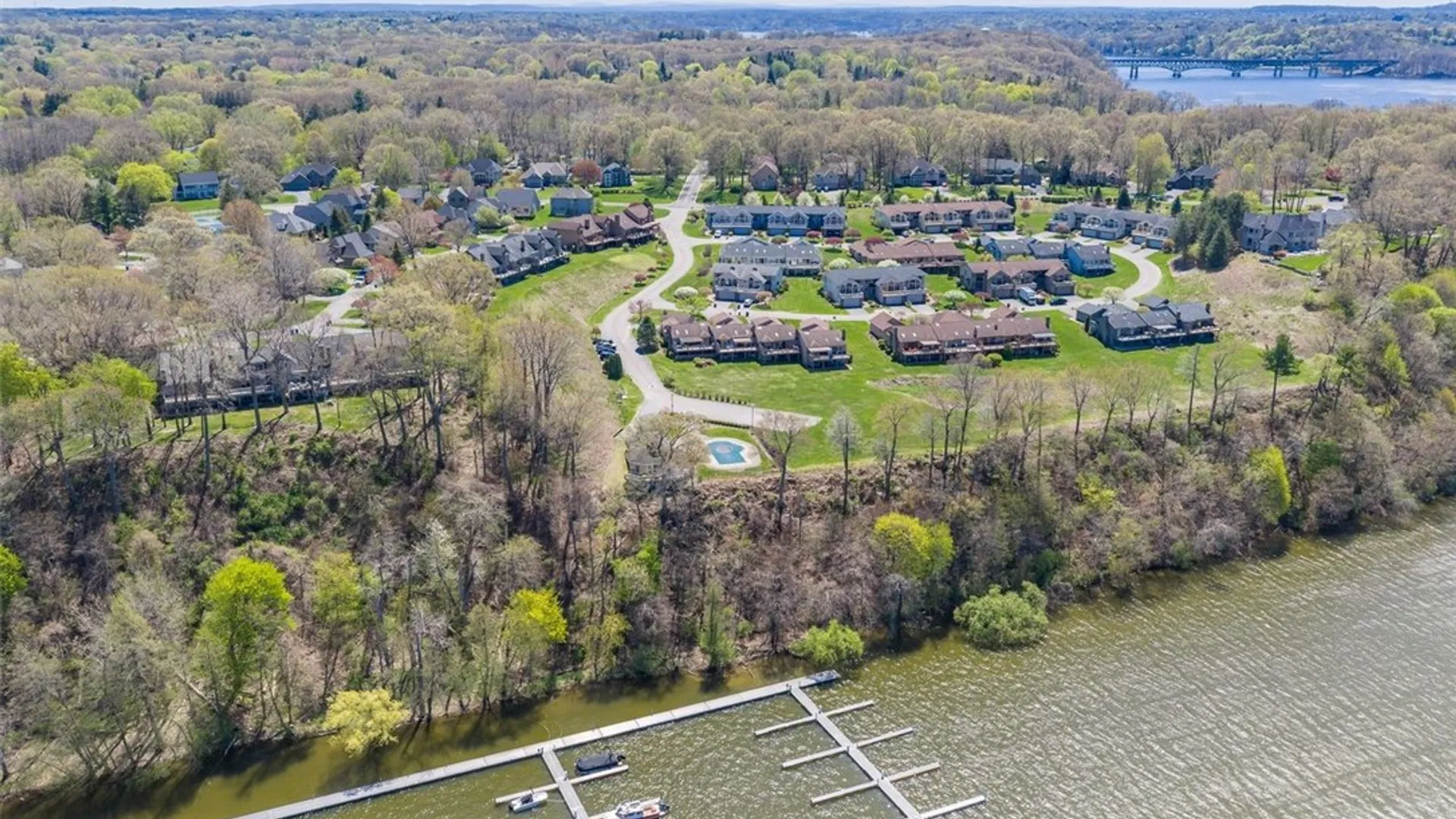 Property at 716 Admiralty Way, Webster, NY 14580 46