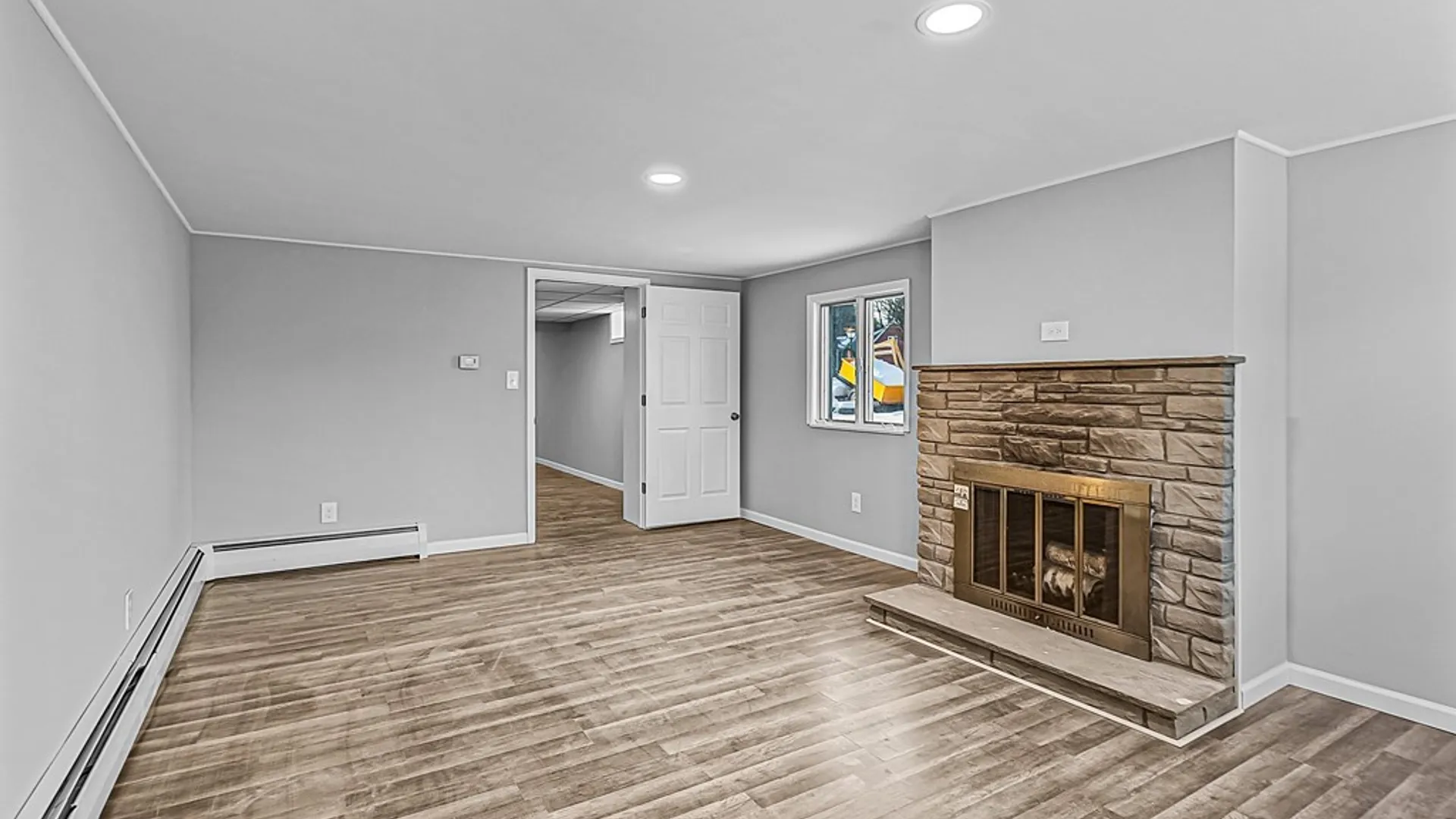 Property at 11 Winmar Crescent, New Hartford, NY 13413 8