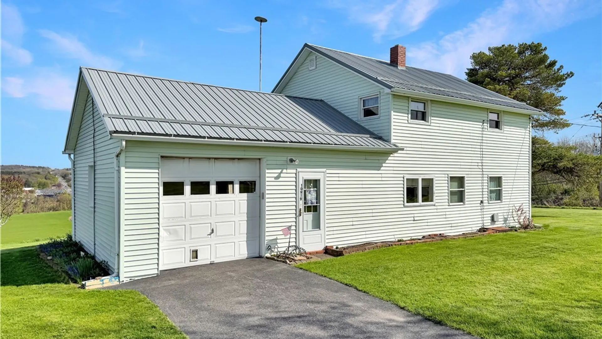 Property at 10919 Cook Road, Pavilion, NY 14525 3