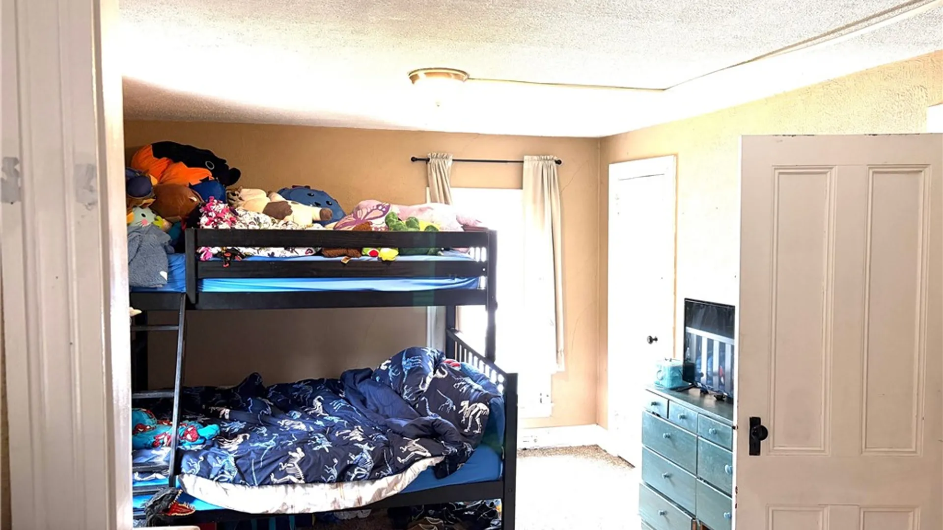 Property at 1050 Admiral Place, Elmira City, NY 14901 9
