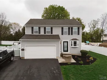 33 Naylor Circle, Van Buren, NY 13027