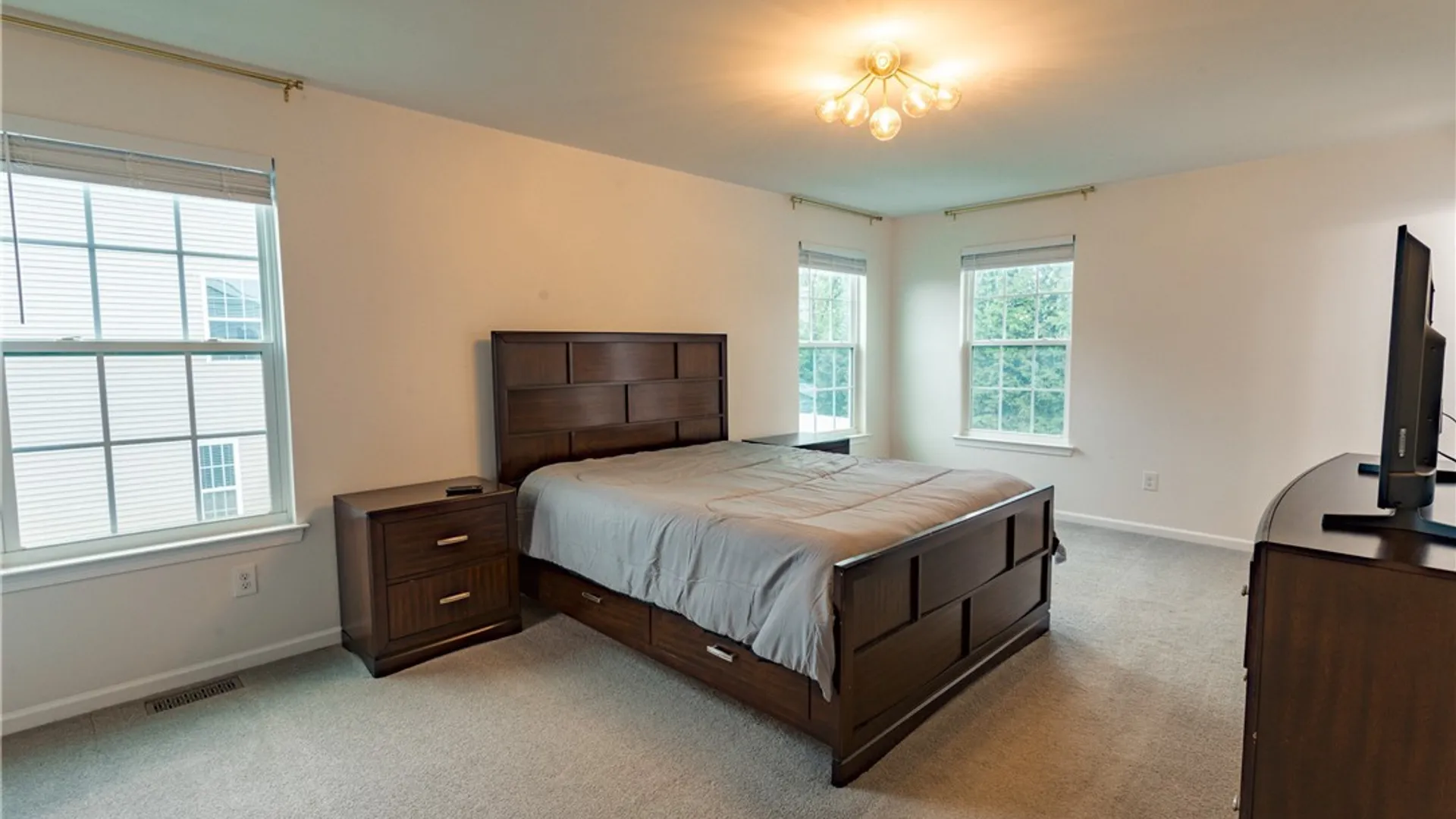 Property at 33 Naylor Circle, Van Buren, NY 13027 20
