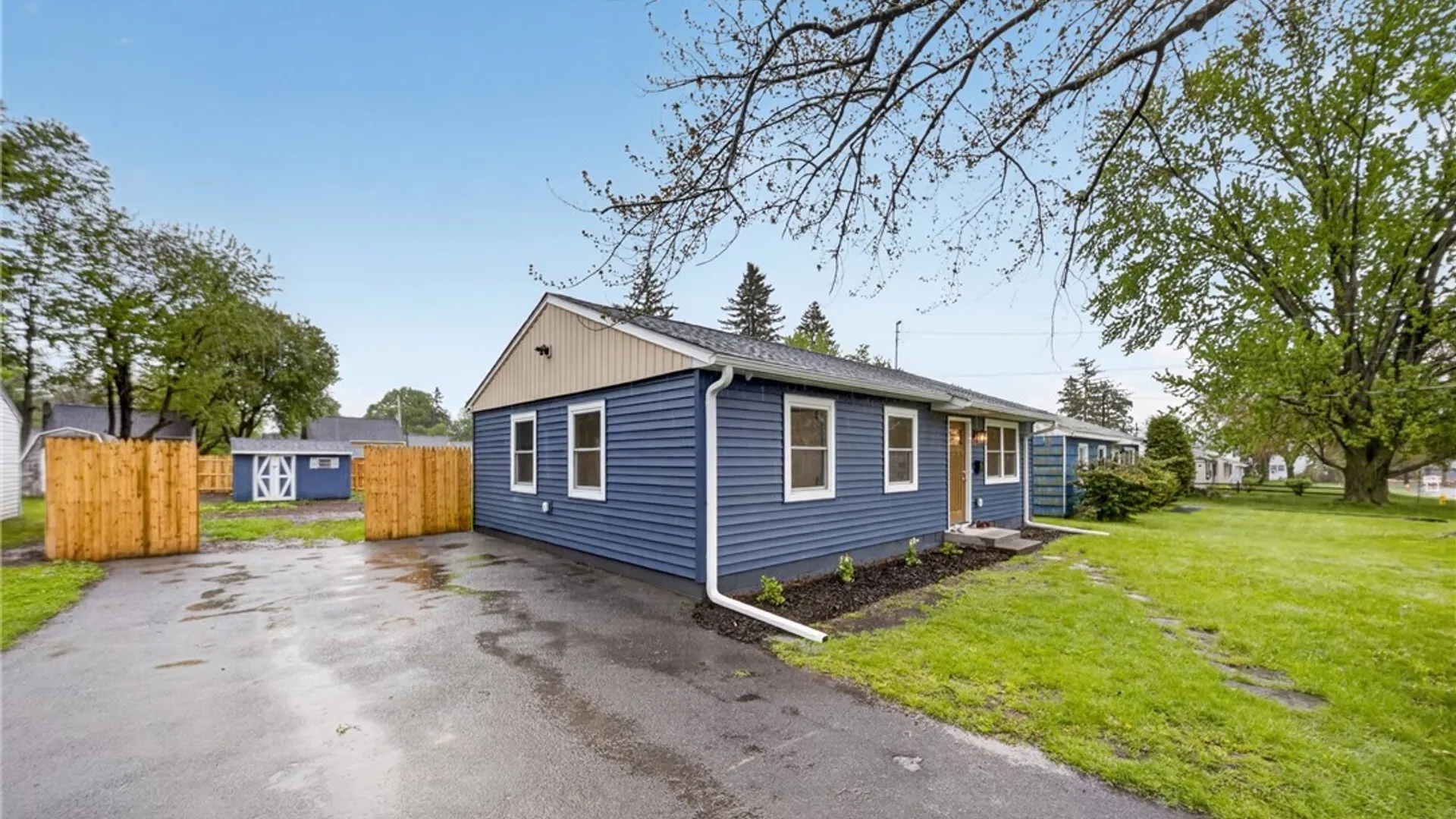 Property at 117 Sunrise Terrace, Salina, NY 13088 2