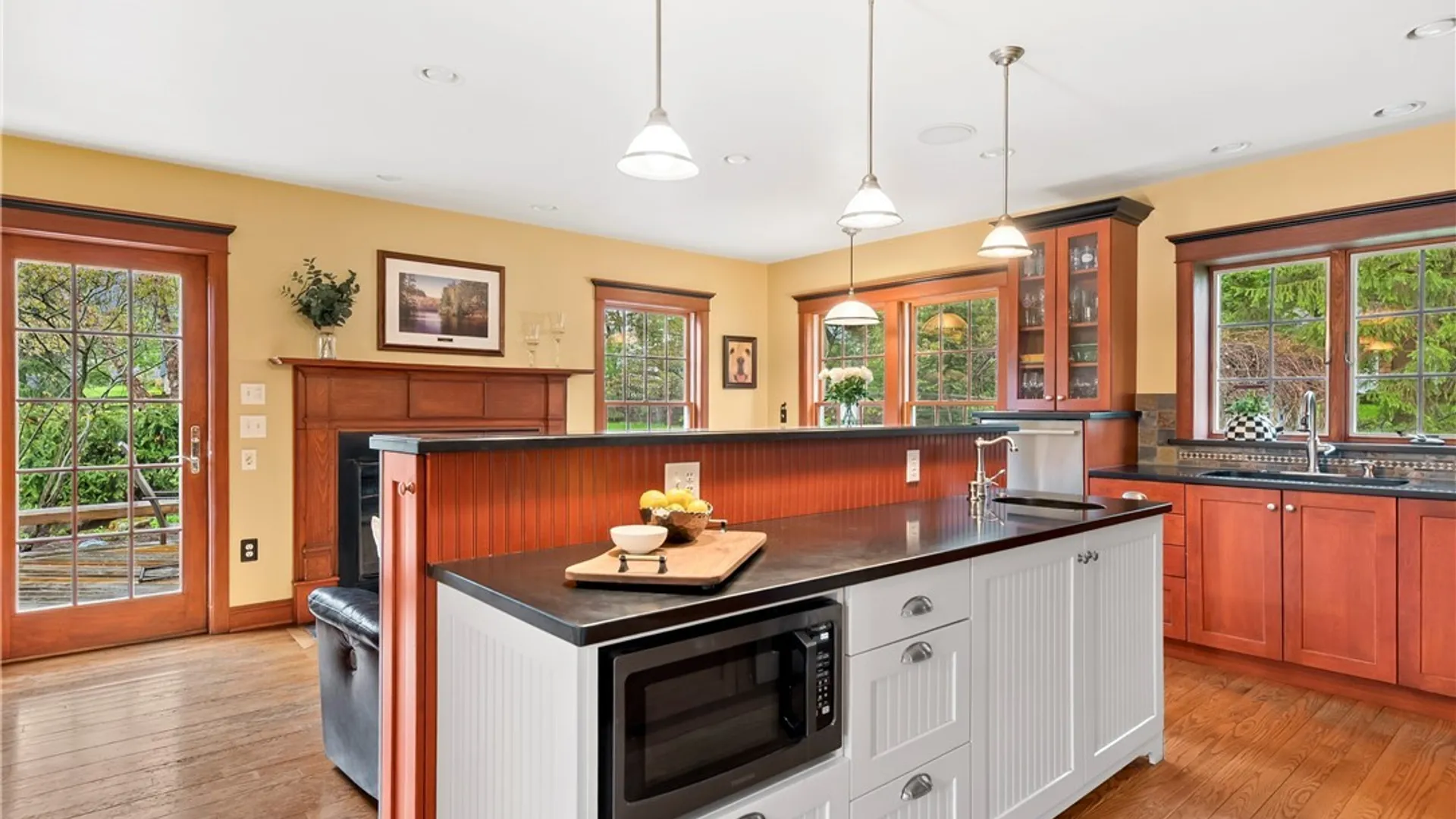 Property at 16 Elizabeth Street, Skaneateles, NY 13152 16