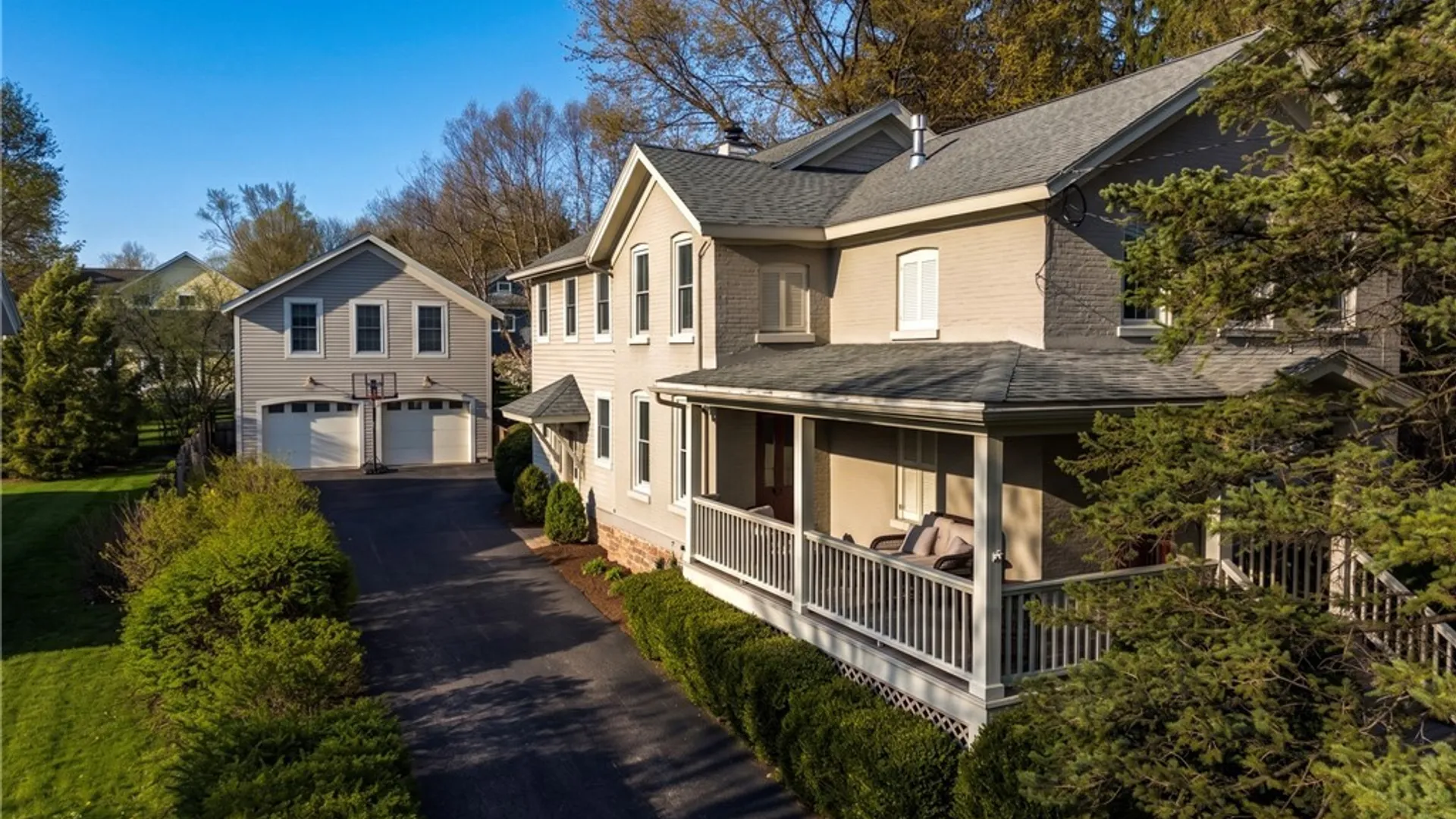 Property at 16 Elizabeth Street, Skaneateles, NY 13152 2