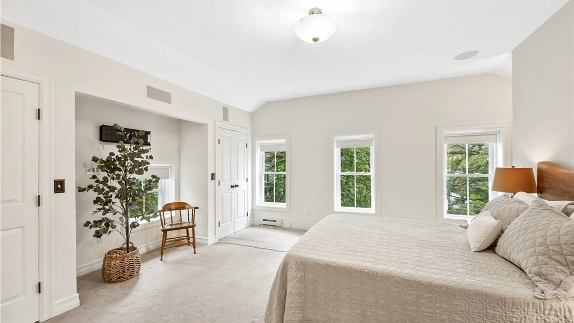 Property at 16 Elizabeth Street, Skaneateles, NY 13152 25