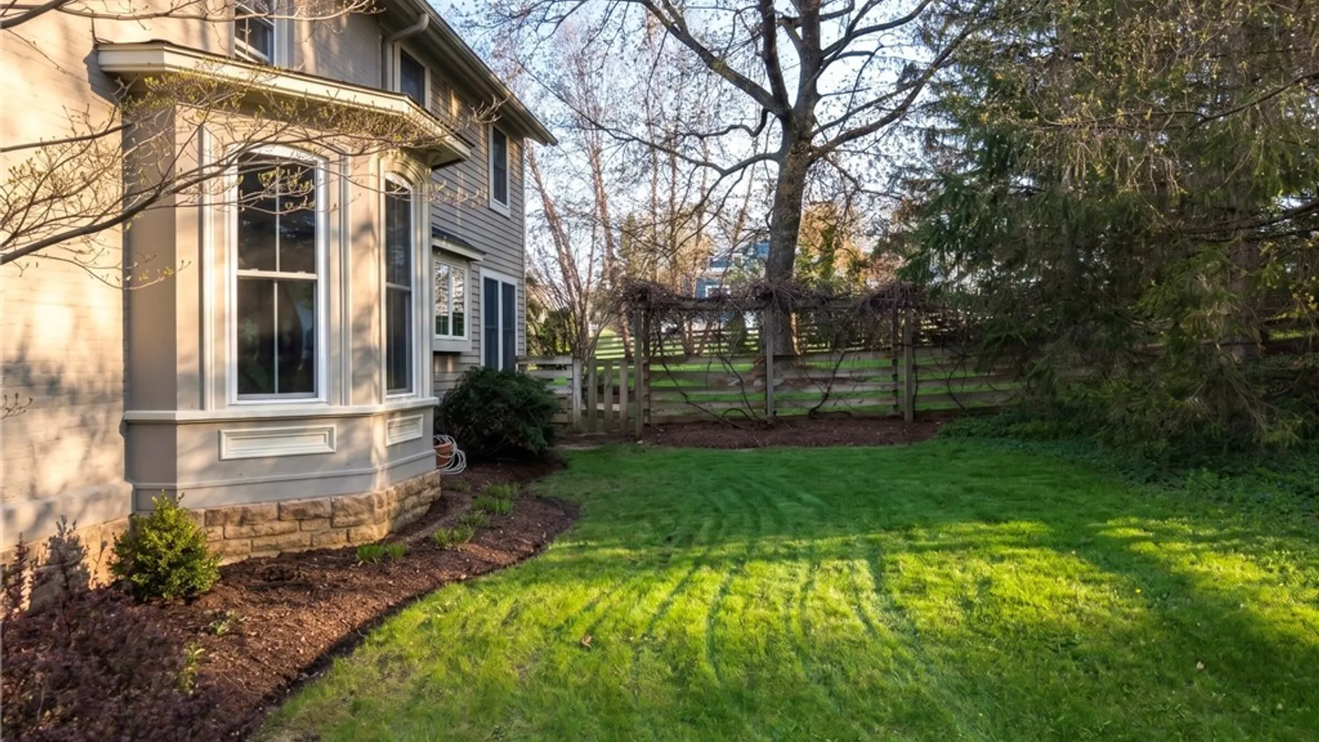 Property at 16 Elizabeth Street, Skaneateles, NY 13152 38