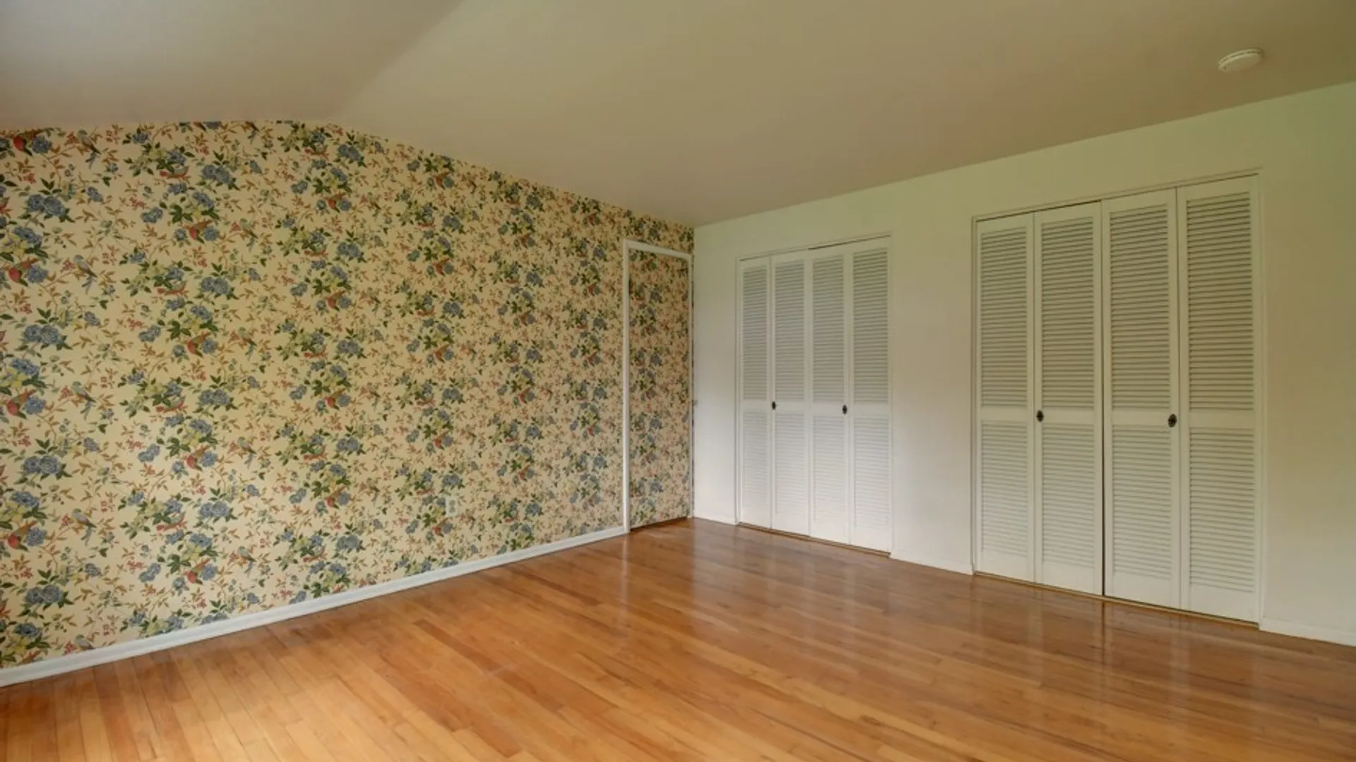 Property at 49 Chestnut Hill Lane, Amherst, NY 14221 24