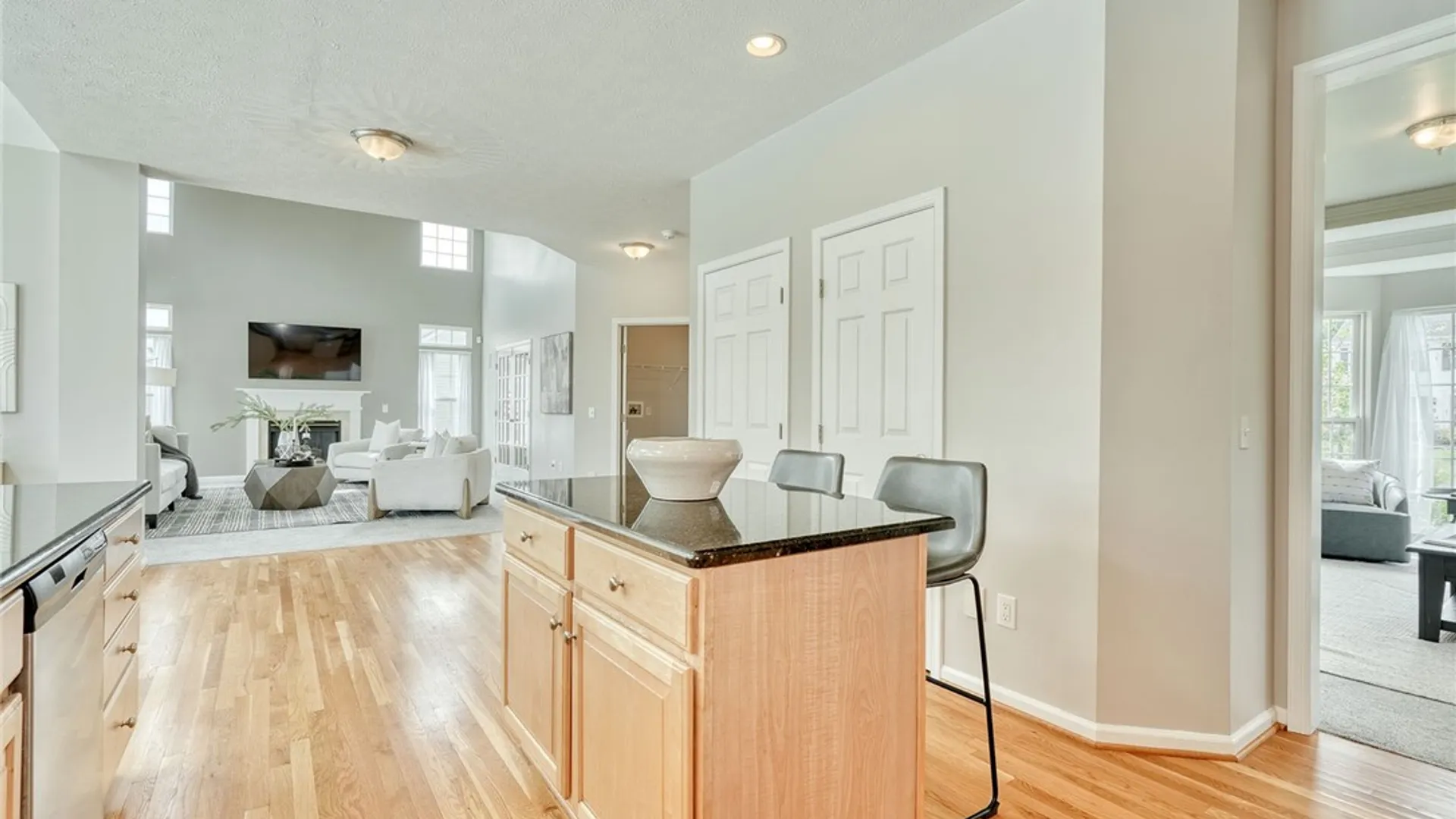 Property at 1300 Surrey Garden Way, Webster, NY 14580 20