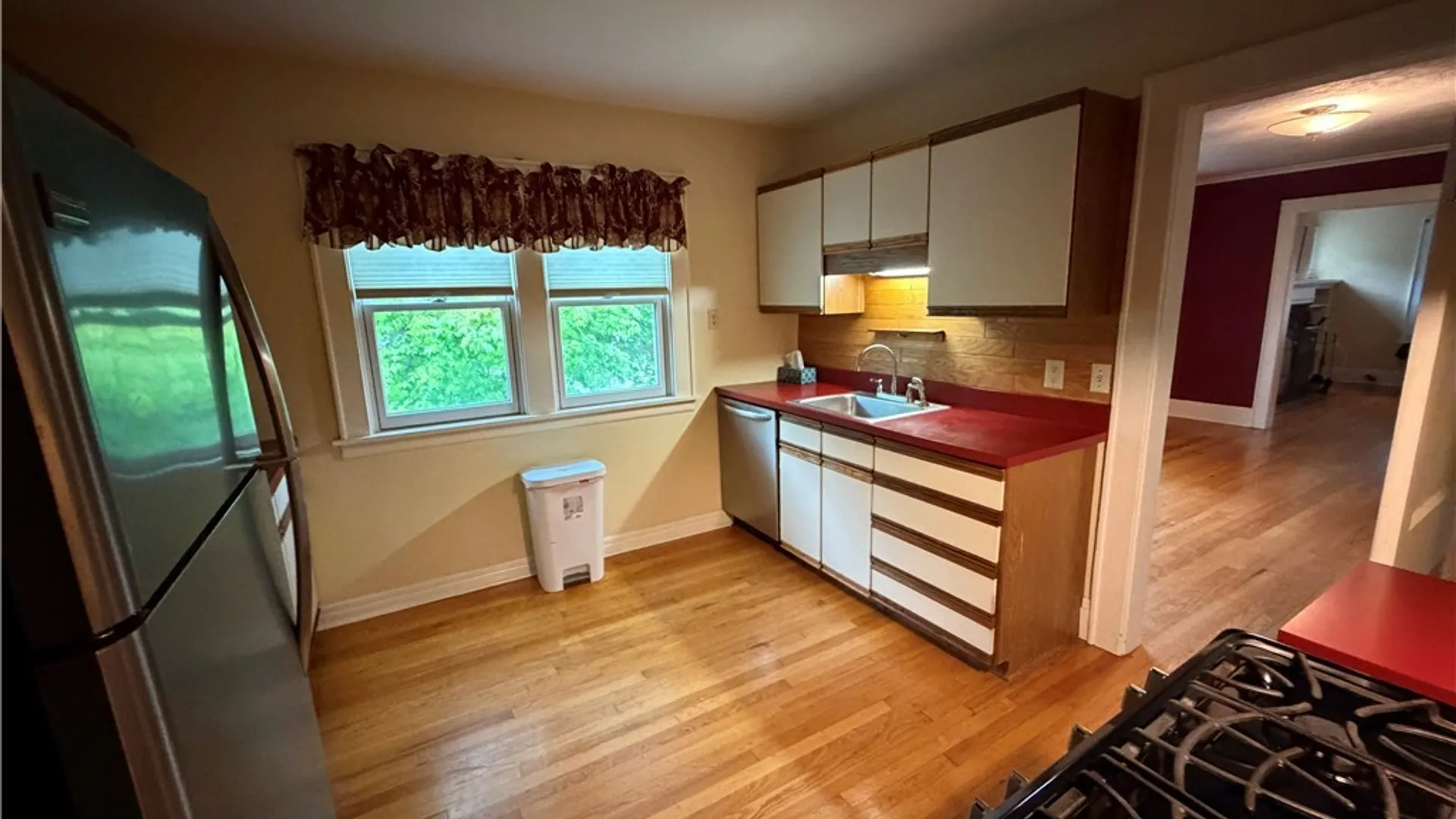 Property at 1300-1302 Oak Street, Syracuse, NY 13203 4