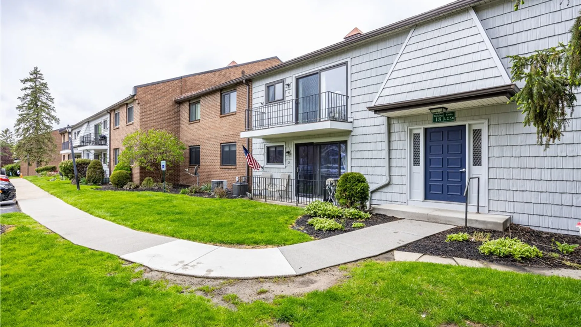 Property at 18-2 Great Wood Court, Perinton, NY 14450 3