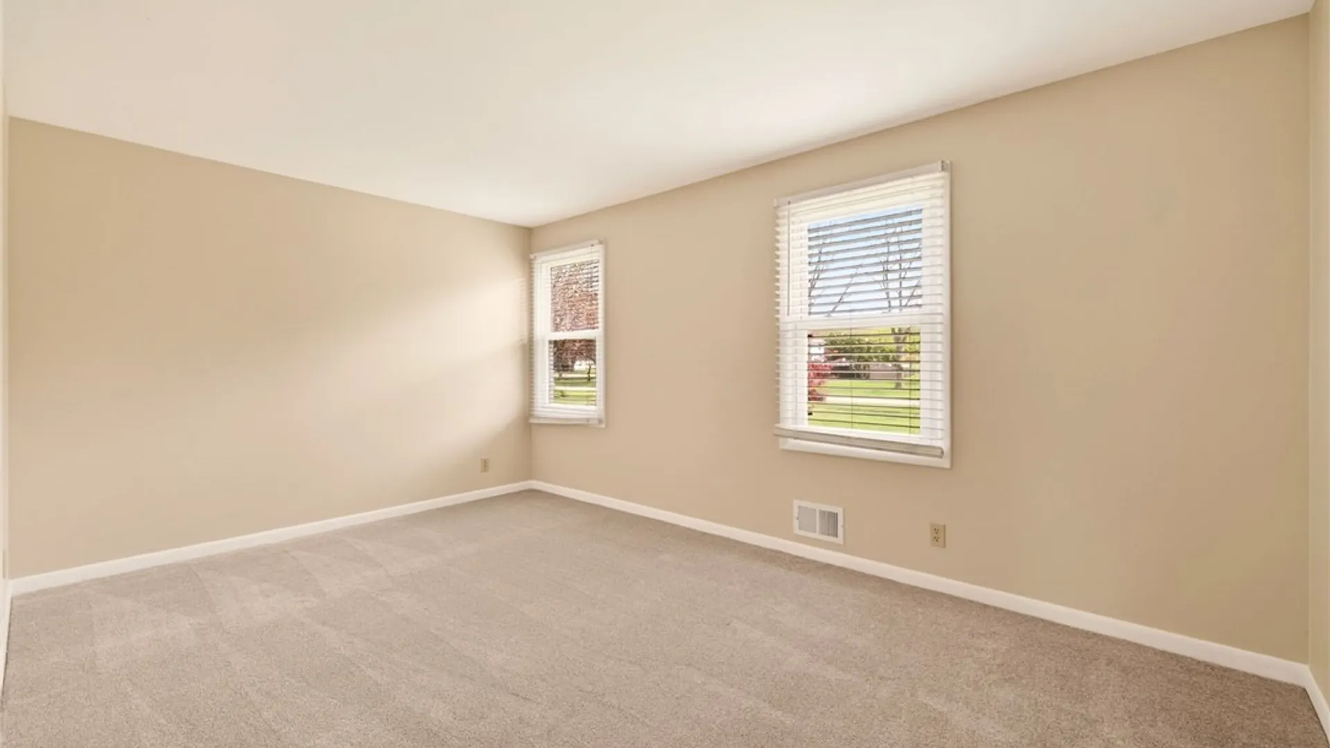 Property at 1733 Kirk Road, Greece, NY 14612 8