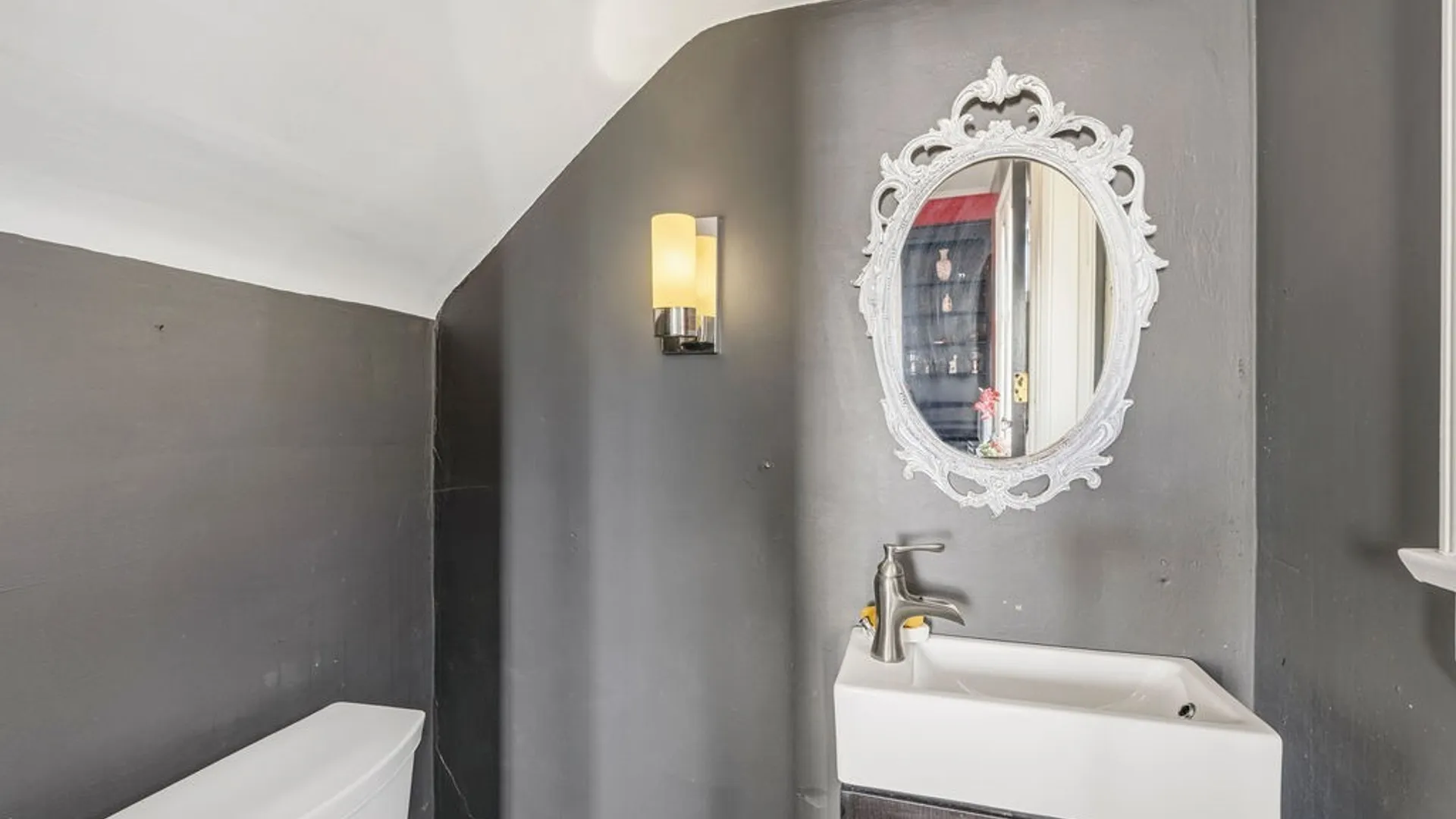 Property at 1 Hillcrest Street, Niagara Falls, NY 14303 25