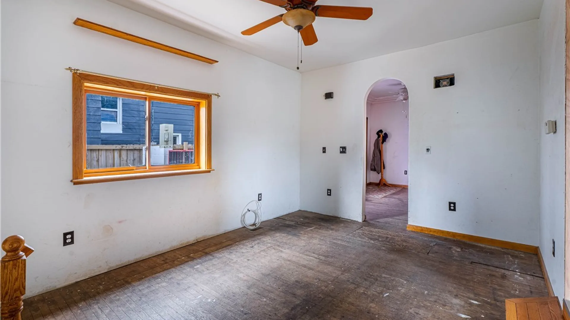 Property at 490 Grant Street, Buffalo, NY 14213 14