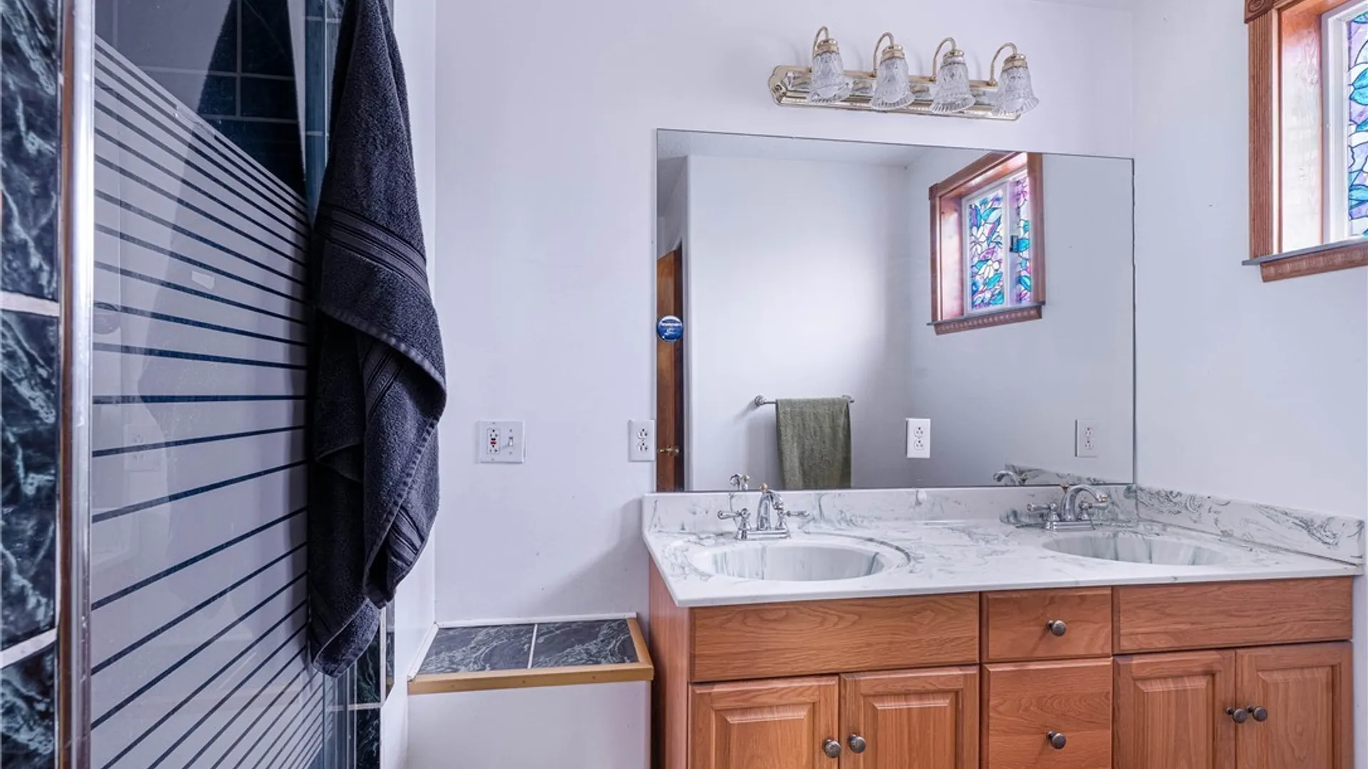 Property at 490 Grant Street, Buffalo, NY 14213 8