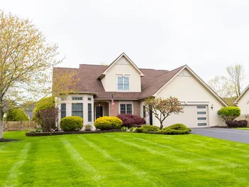 287 Sunny Mill Lane, Greece, NY 14626
