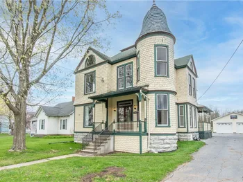 11853 State Route 12e, Lyme, NY 13622