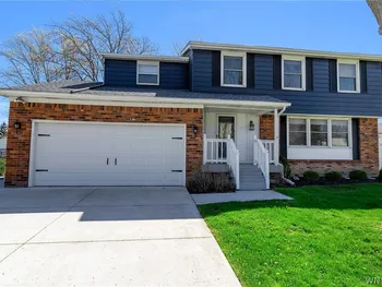 124 Park Lane Circle, Lockport City, NY 14094