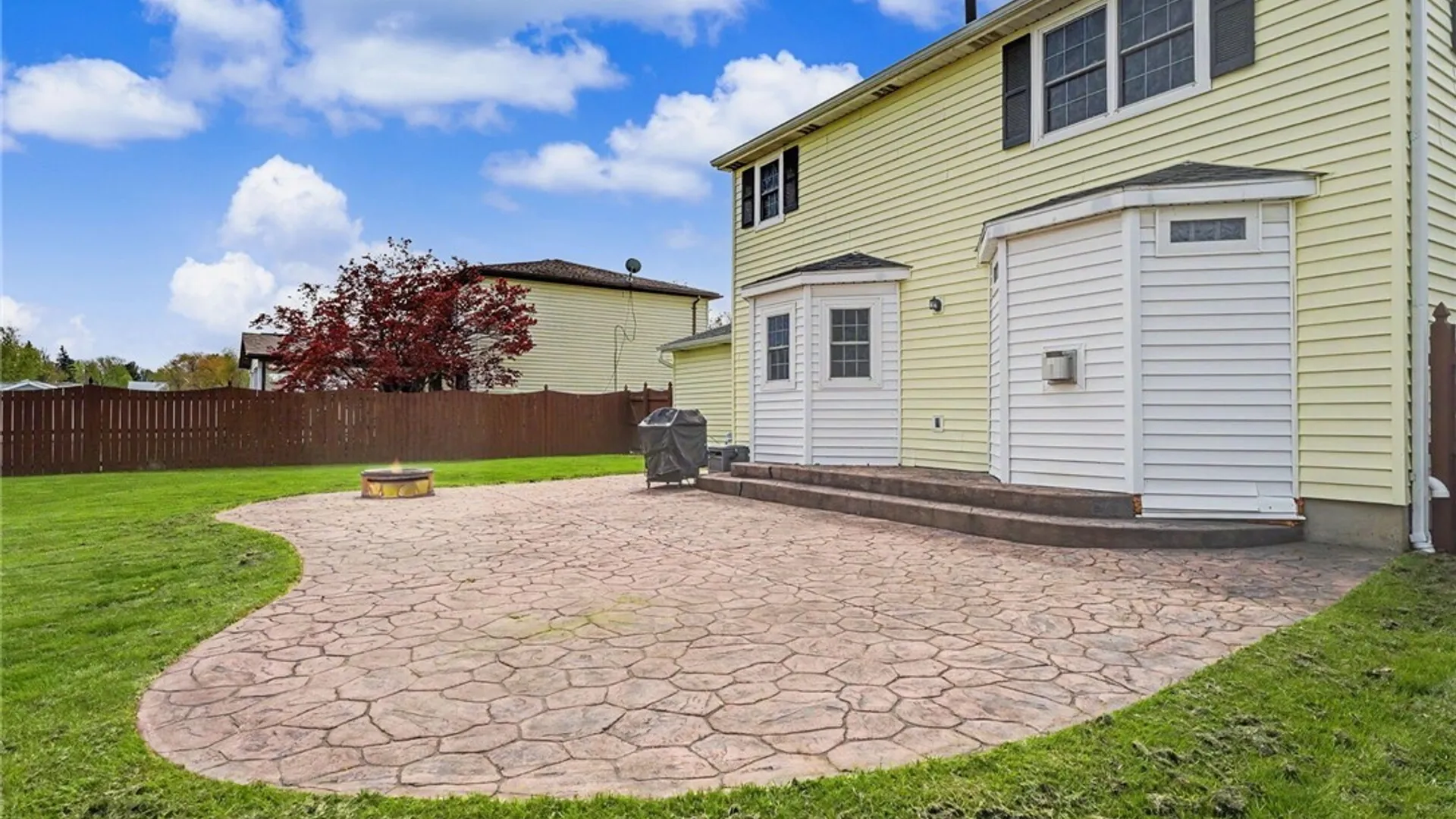 Property at 51 Tracy Lynn Lane, West Seneca, NY 14224 32