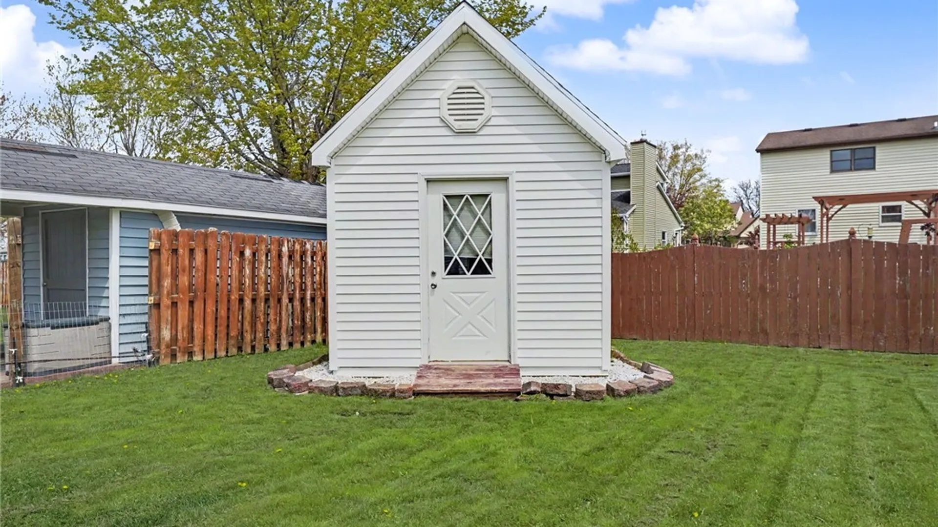 Property at 51 Tracy Lynn Lane, West Seneca, NY 14224 35