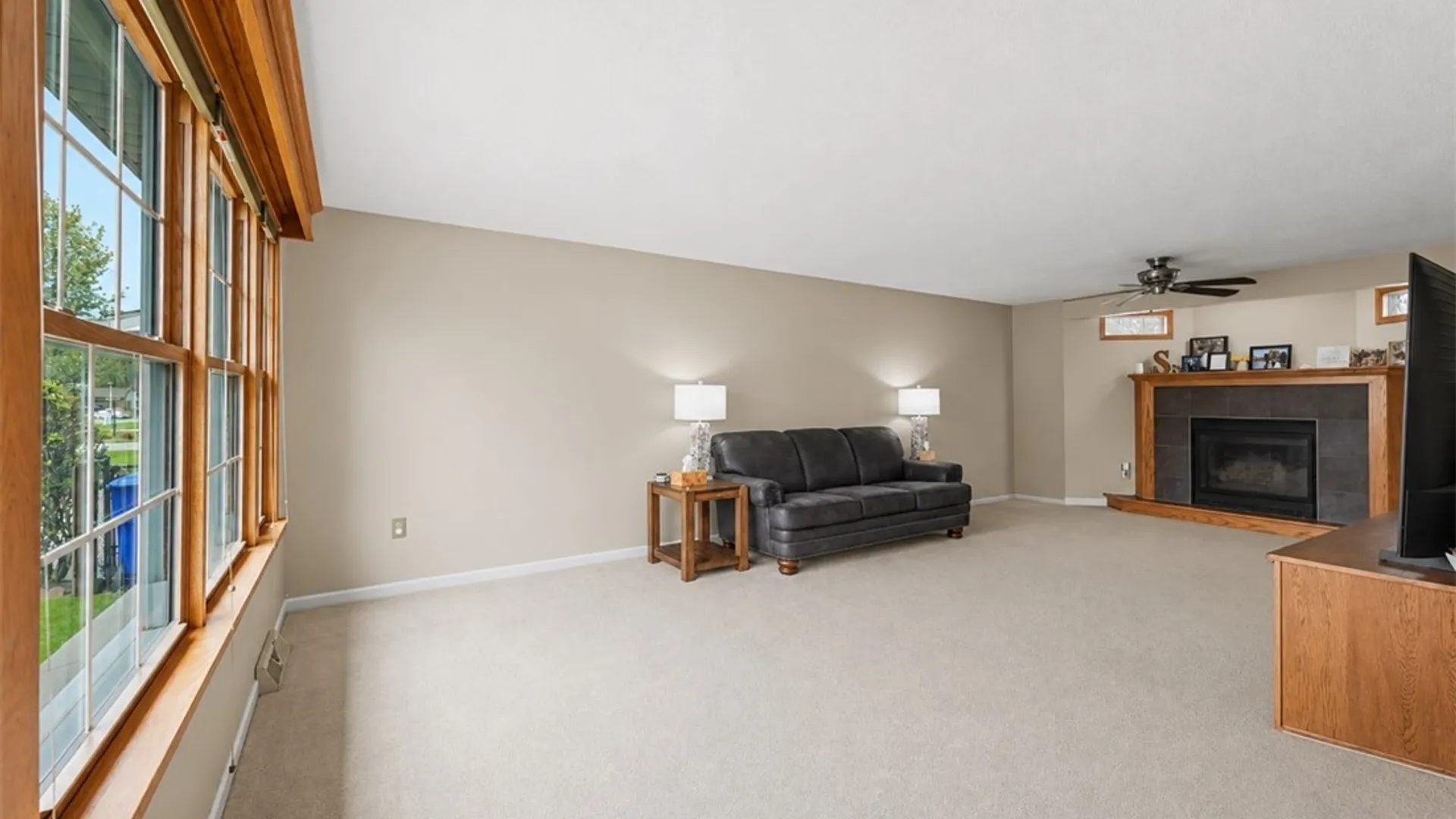 Property at 51 Tracy Lynn Lane, West Seneca, NY 14224 9