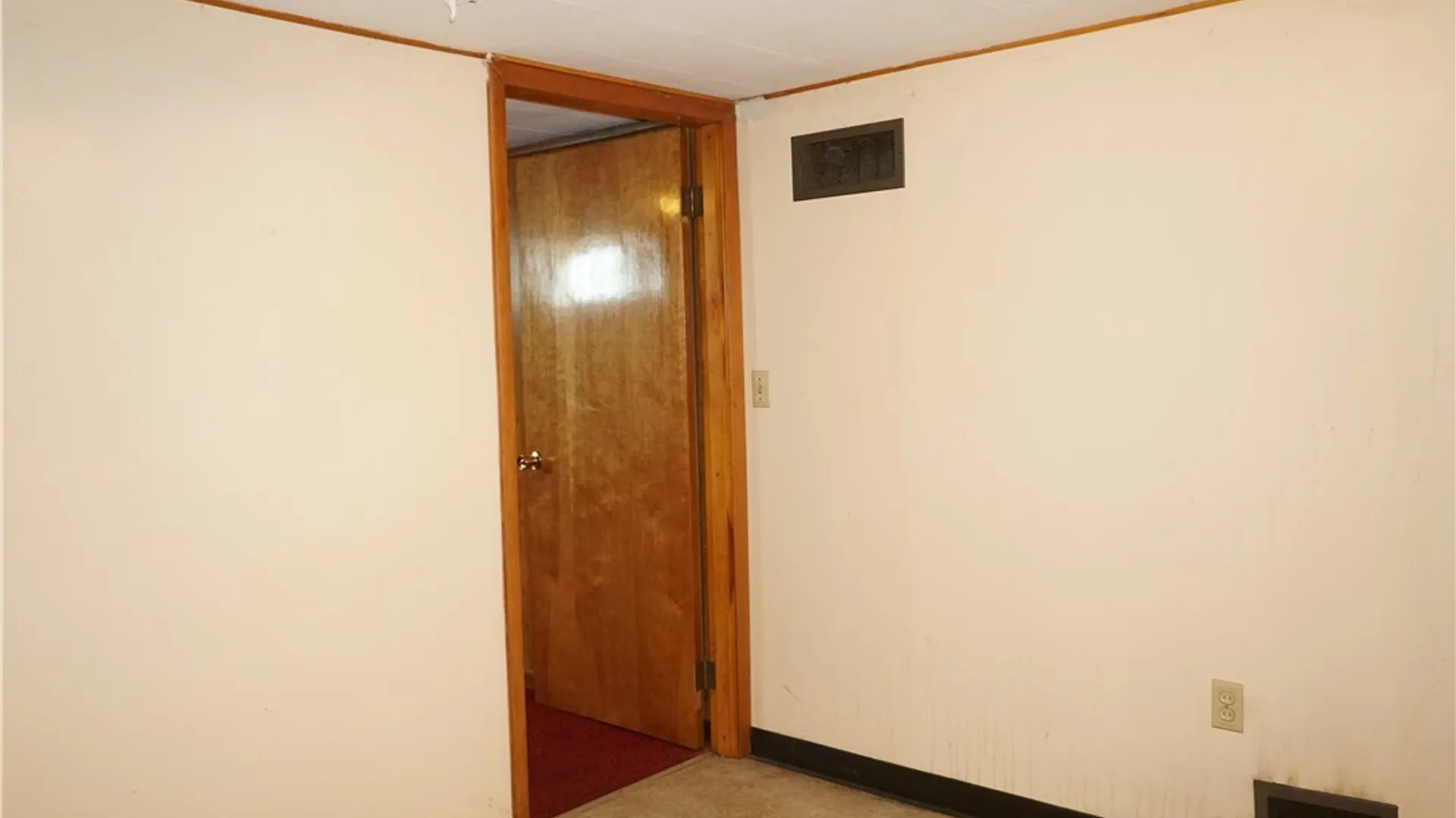 Property at 335 Noble Ave, Salina, NY 13206 28