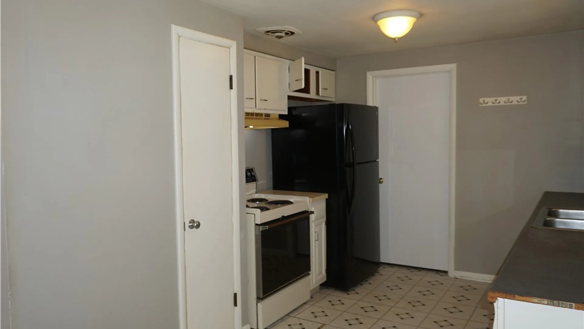 Property at 335 Noble Ave, Salina, NY 13206 8
